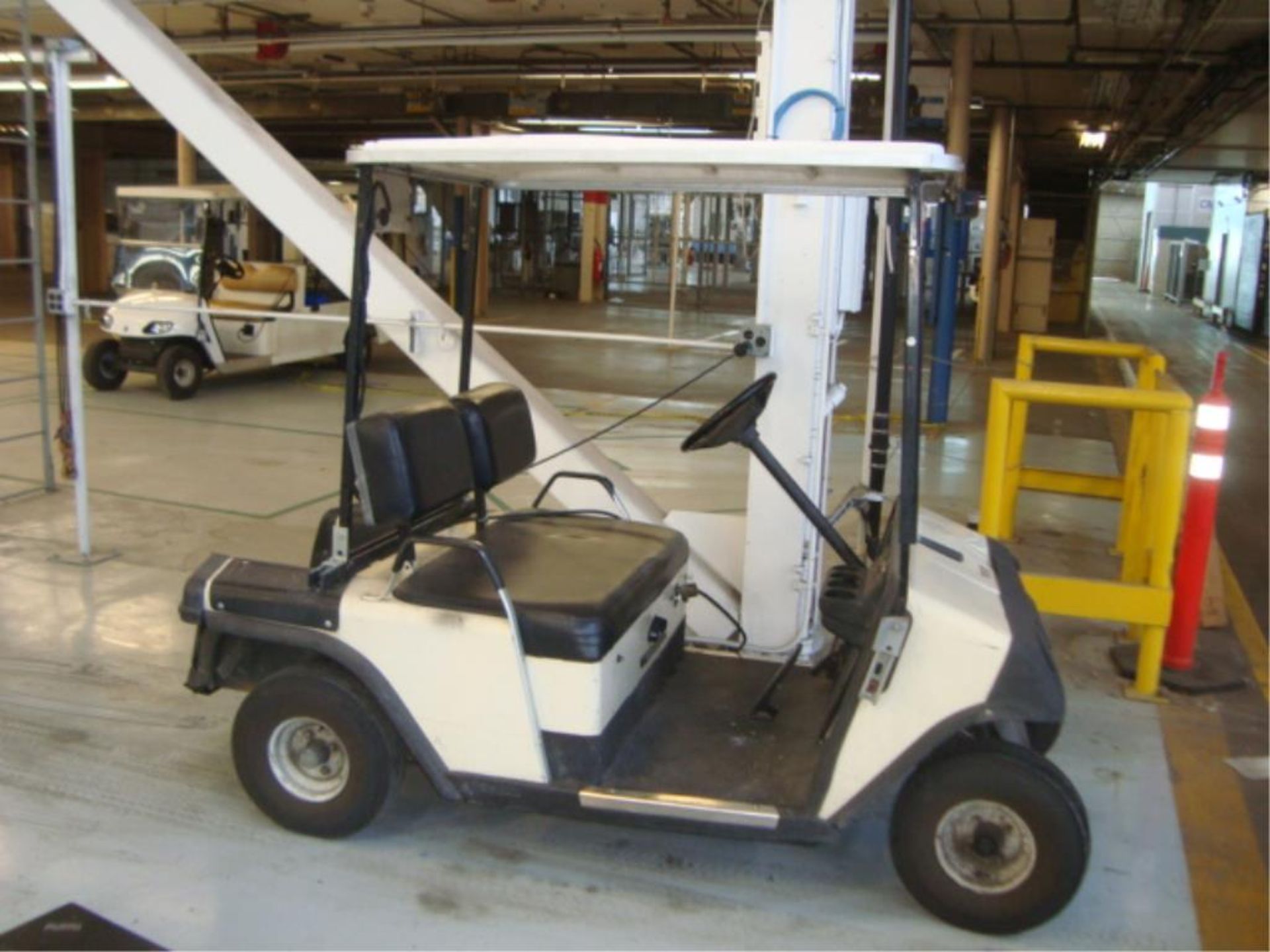 Electric 2-Seater Golf Cart - Image 3 of 7