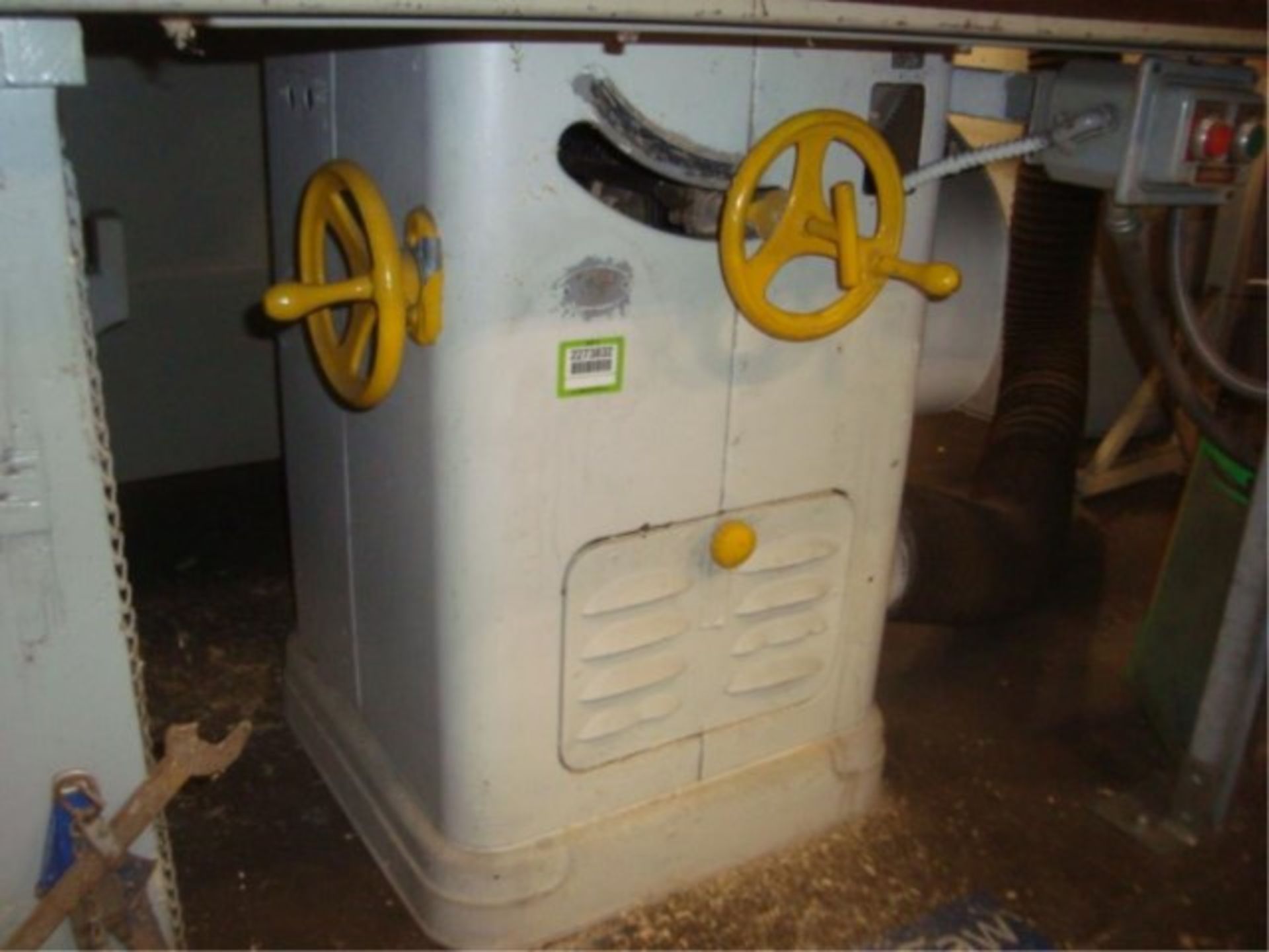 Heavy Duty Table Saw With 10" Blade - Image 4 of 9