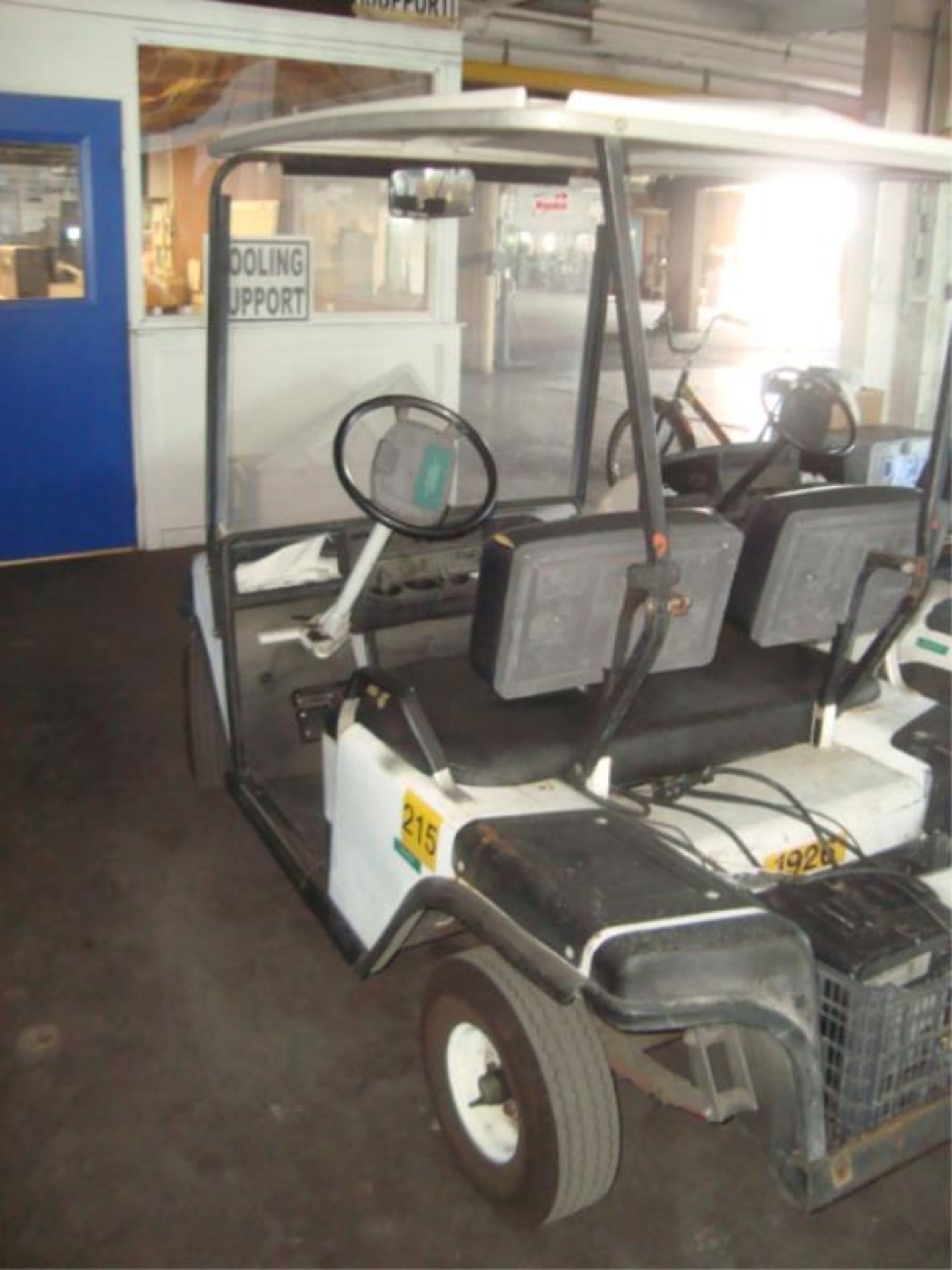 2-Seatere Electric Golf Cart - Image 5 of 8