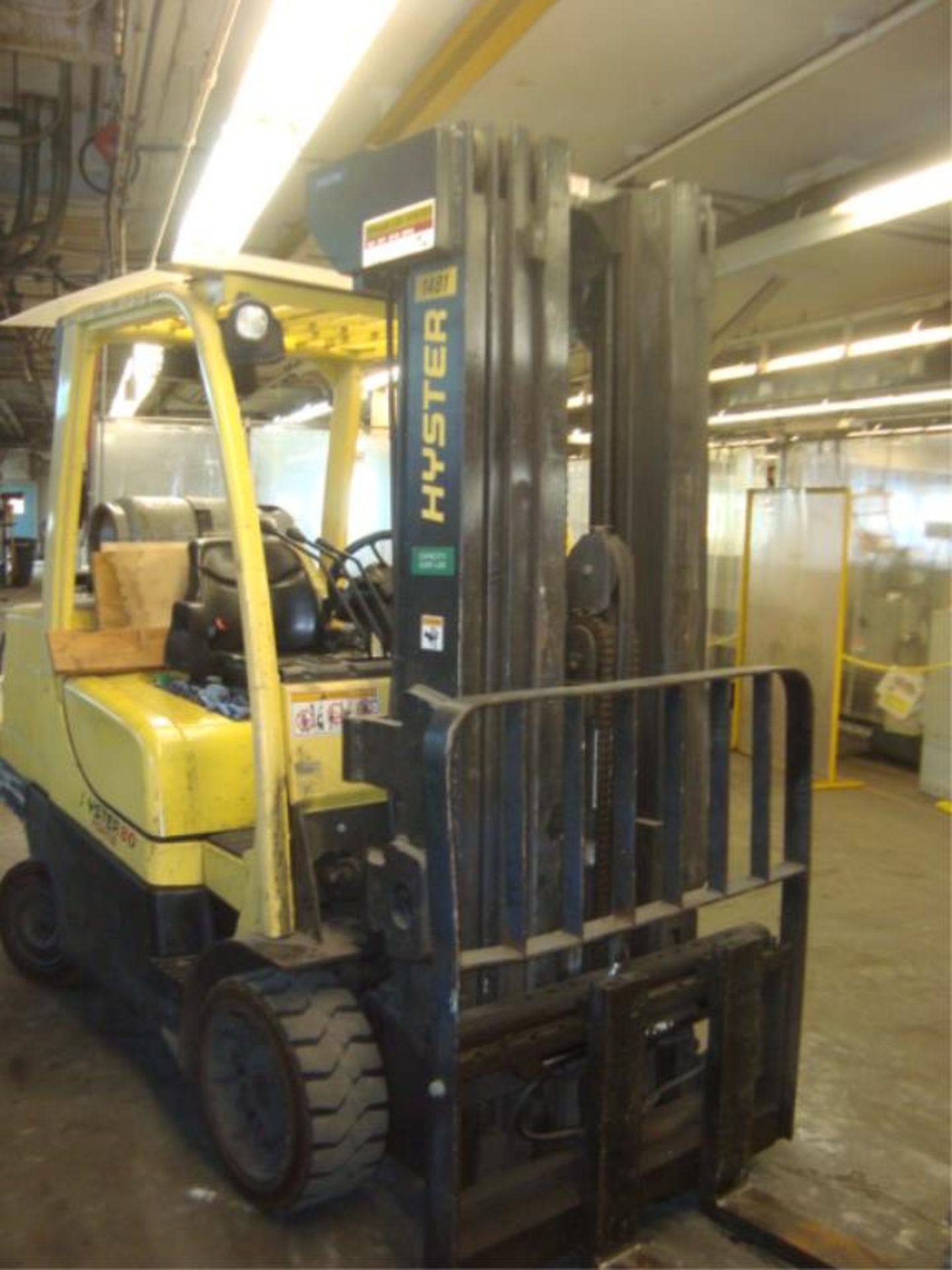 4-Ton Capacity Propane Forklift - Image 10 of 12