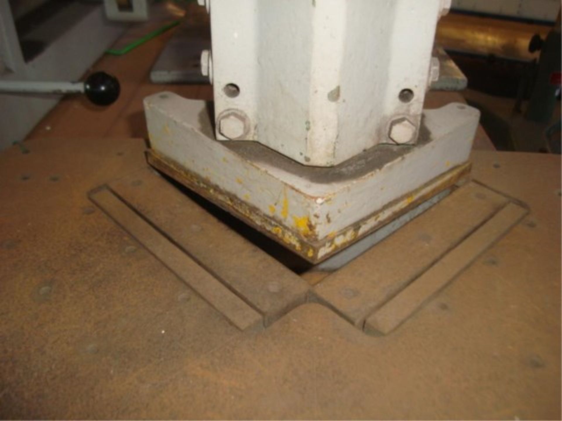 6" inch Benchtop Notcher - Image 3 of 4