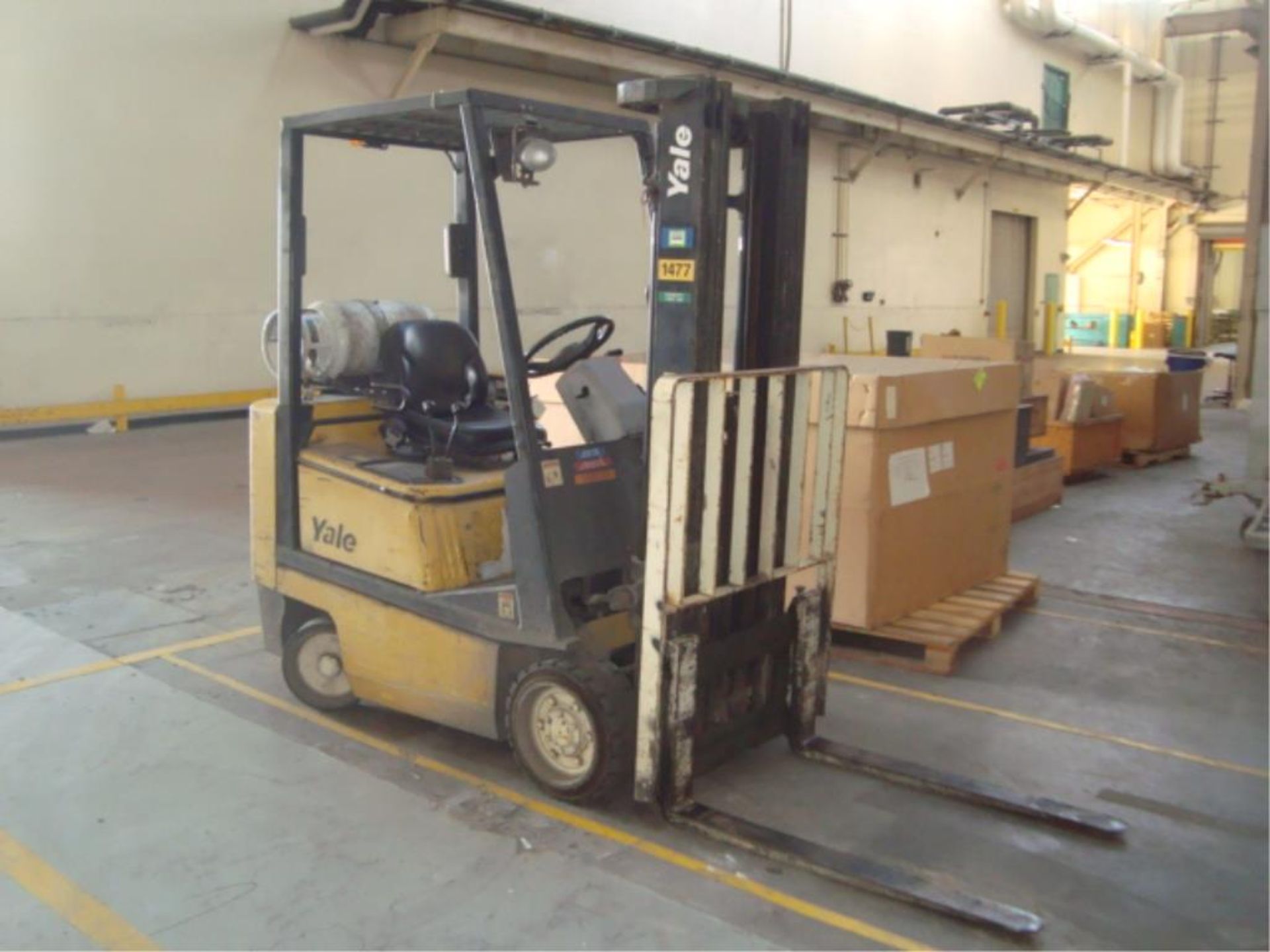 4,000 lb. Capacity Propane Forklift - Image 2 of 10