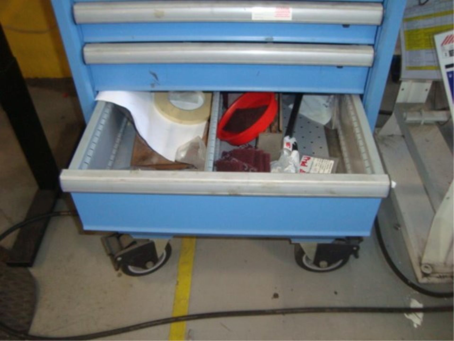 Mobile 5-Drawer Parts Supply Cabinet - Image 6 of 9