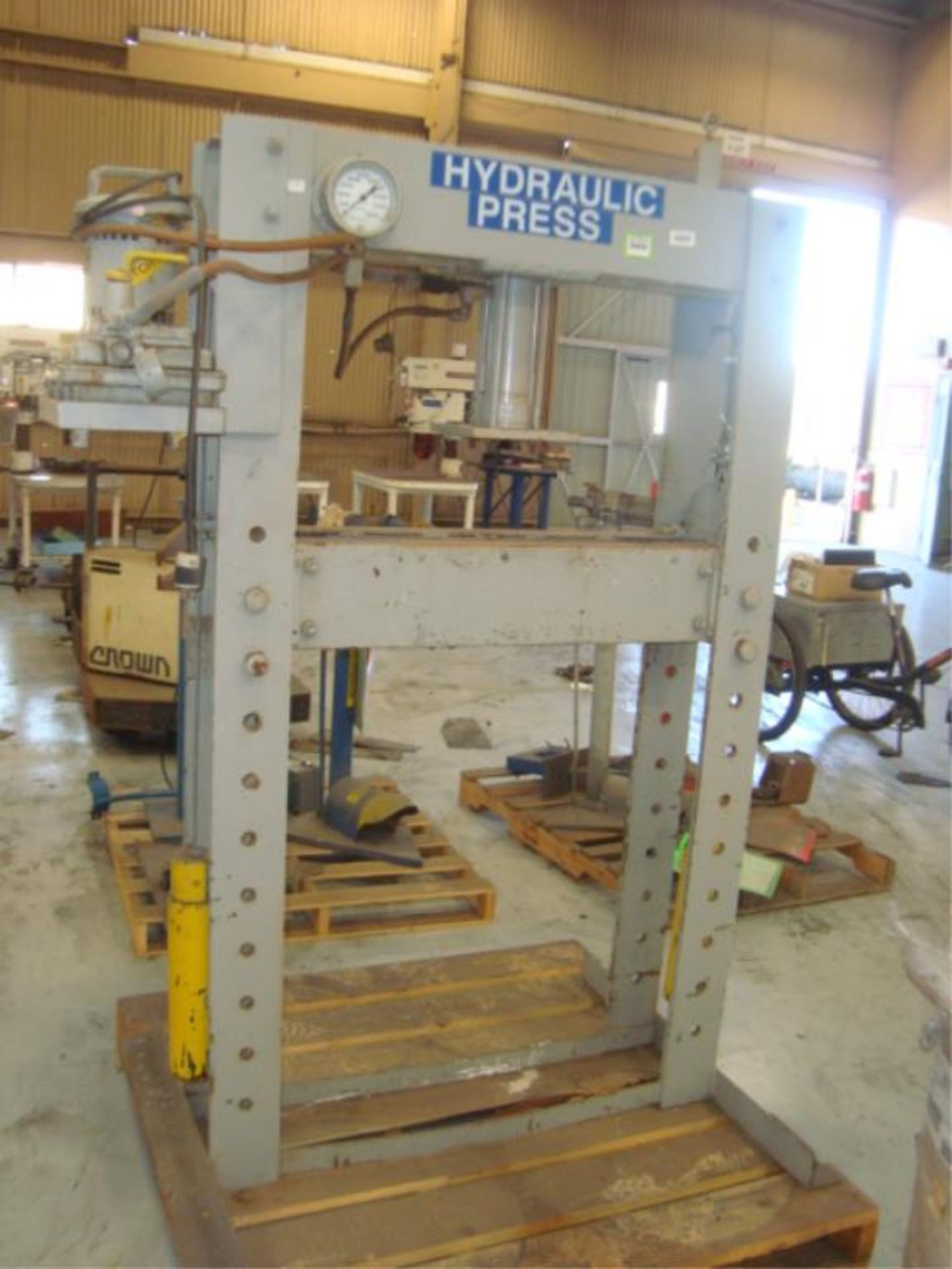 5,000 lb. Capacity Hydraulic H-Frame Press - Image 2 of 5