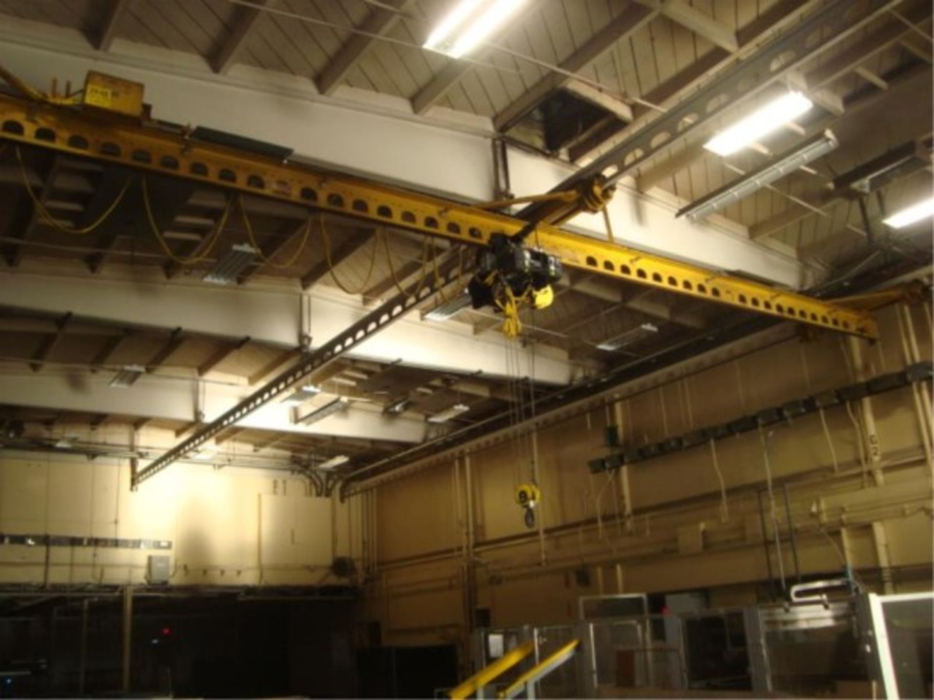 5-Ton Capacity Overhead Bridge Crane - Image 9 of 9