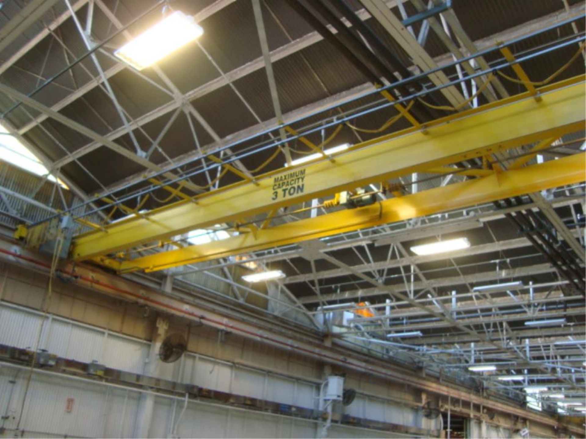 3-Ton Capacity Overhead Bridge Crane - Image 2 of 13