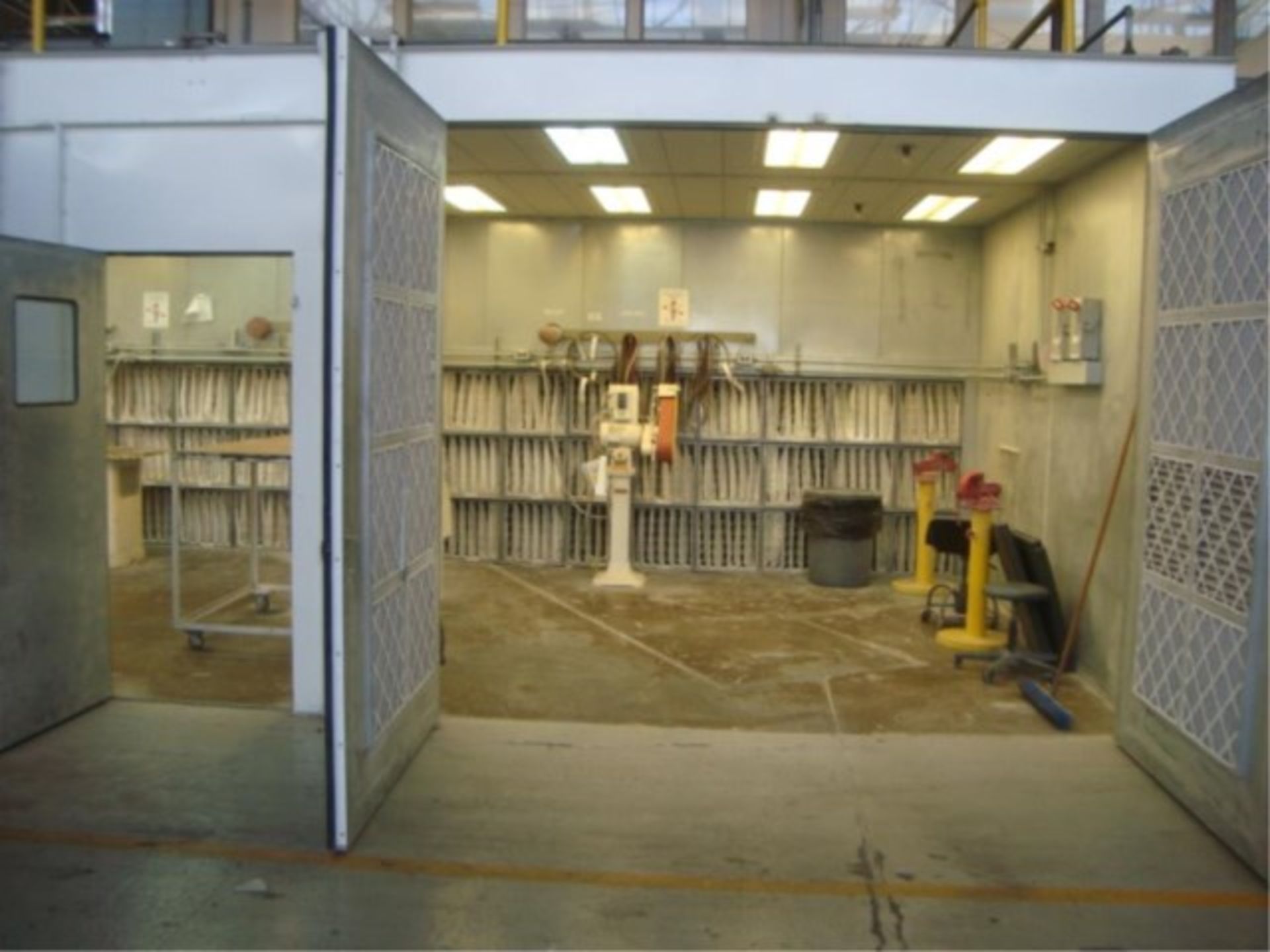 Paint Spray Booth - Image 6 of 22