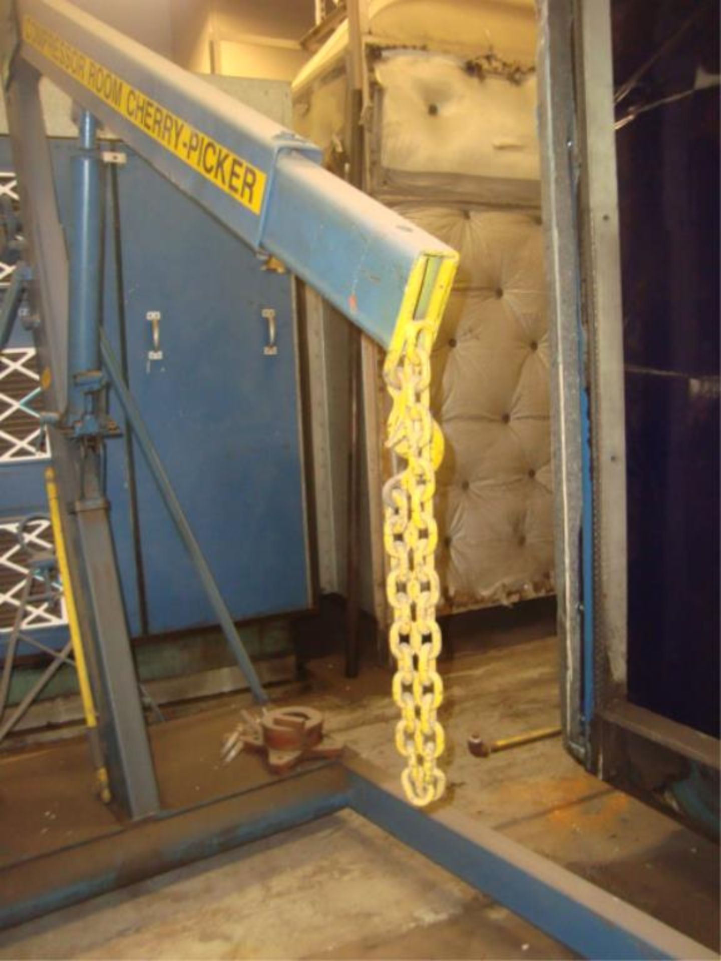 1-Ton Capacity Mobile "Cherry Picker" Hoist - Image 3 of 8