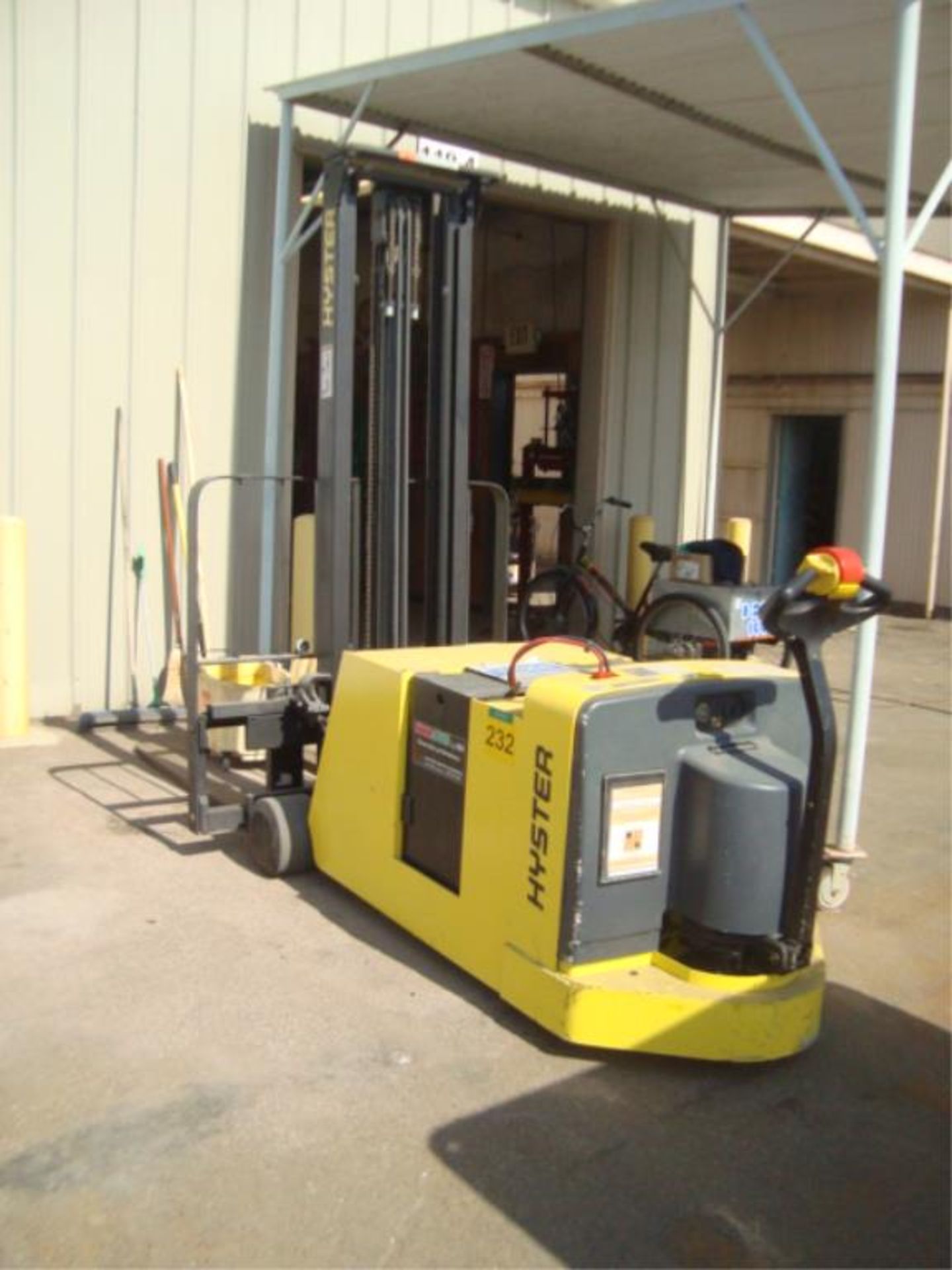 3,600 lb. Capacity Walk Behind Lift Truck