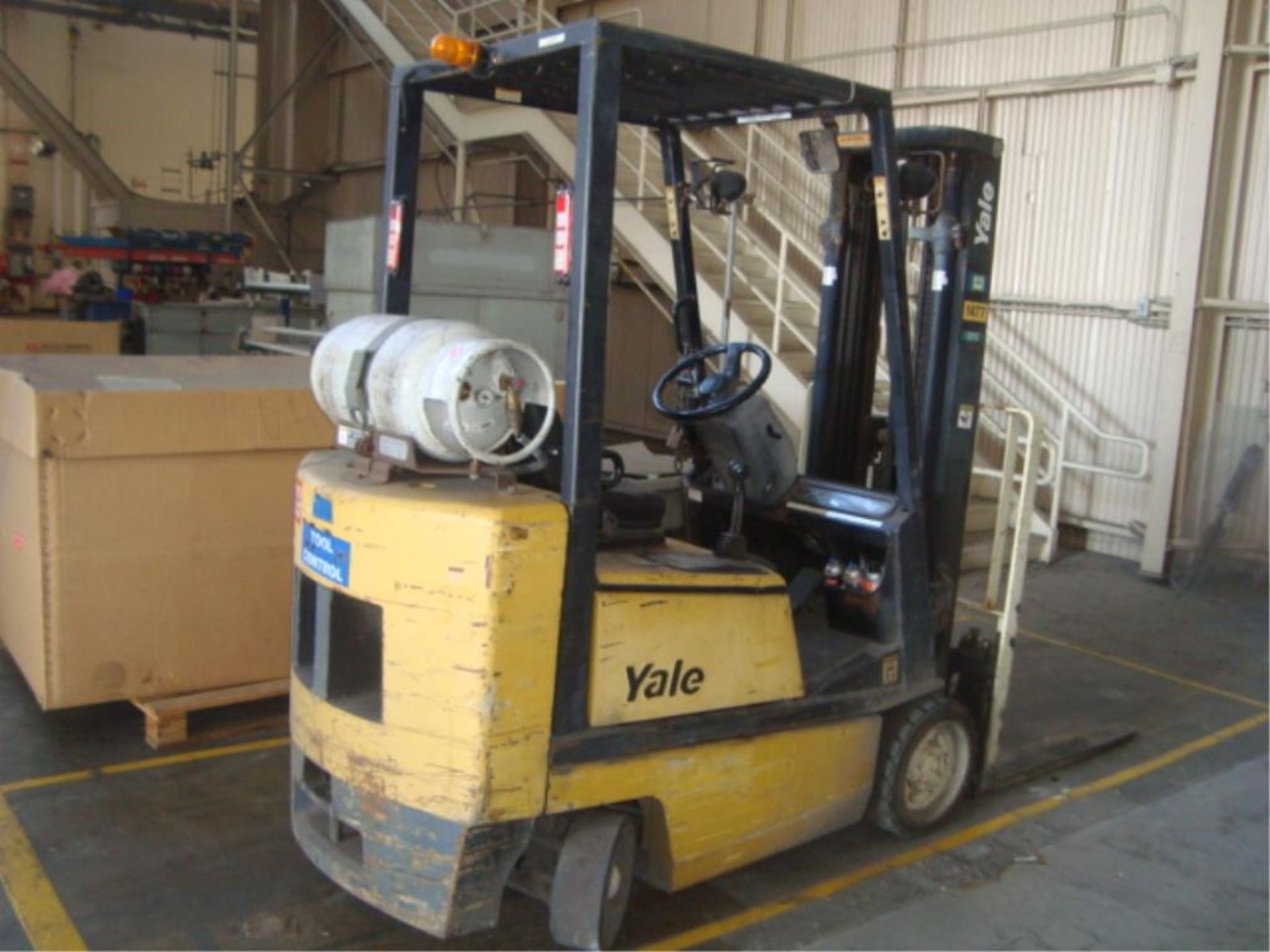 4,000 lb. Capacity Propane Forklift - Image 5 of 10