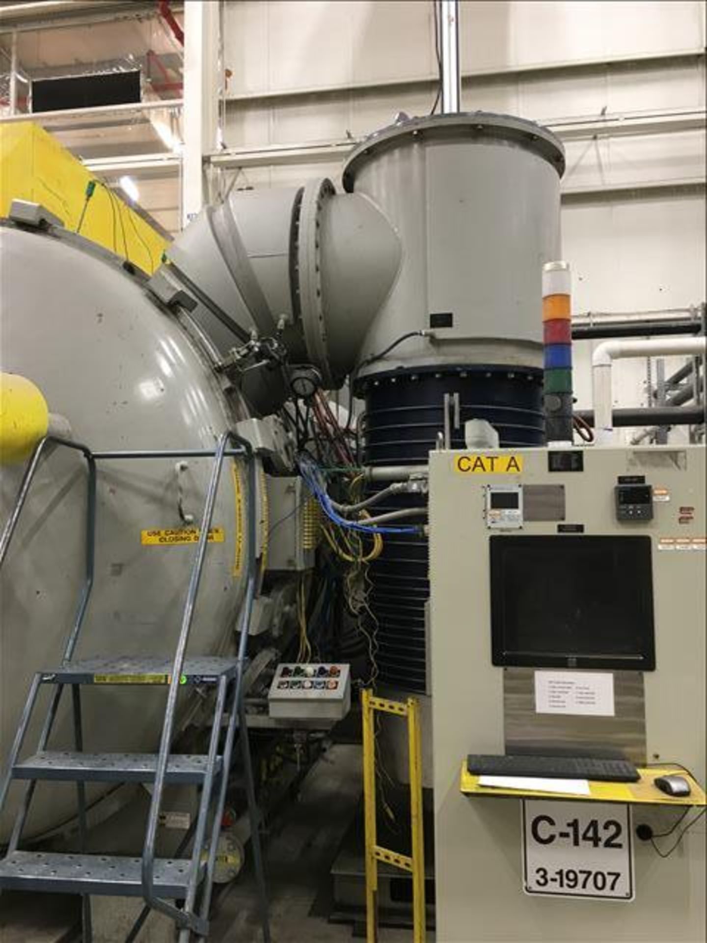 Vacuum Furnace - Image 4 of 29