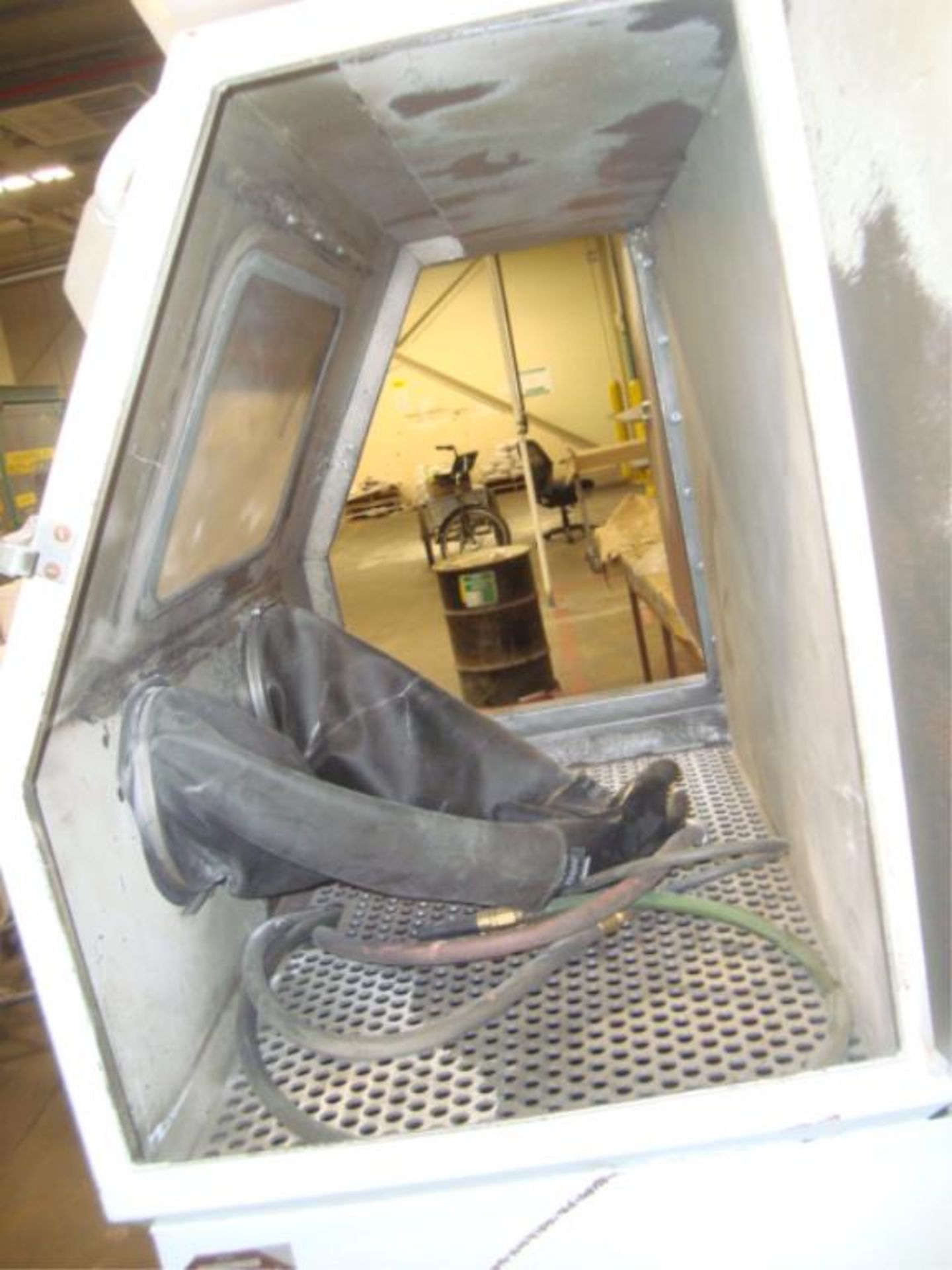 2-Glove Sand Blast Cabinet - Image 4 of 8