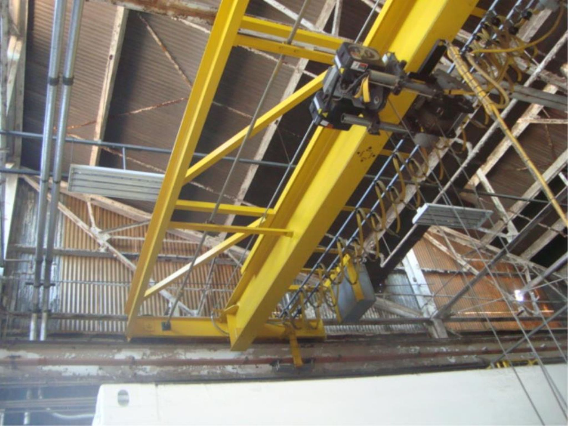 5-Ton Capacity Overhead Bridge Crane - Image 3 of 9