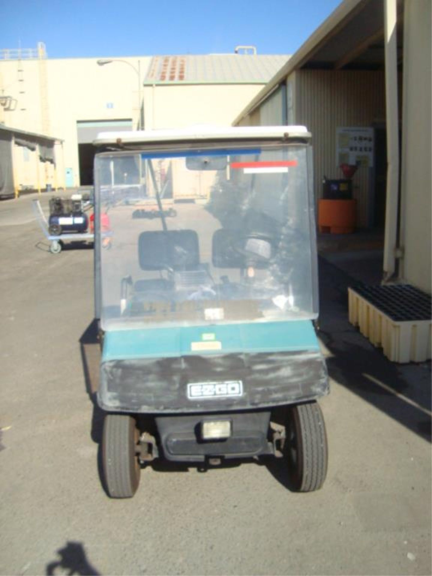 2-Seater Electric Golf Cart - Image 2 of 7