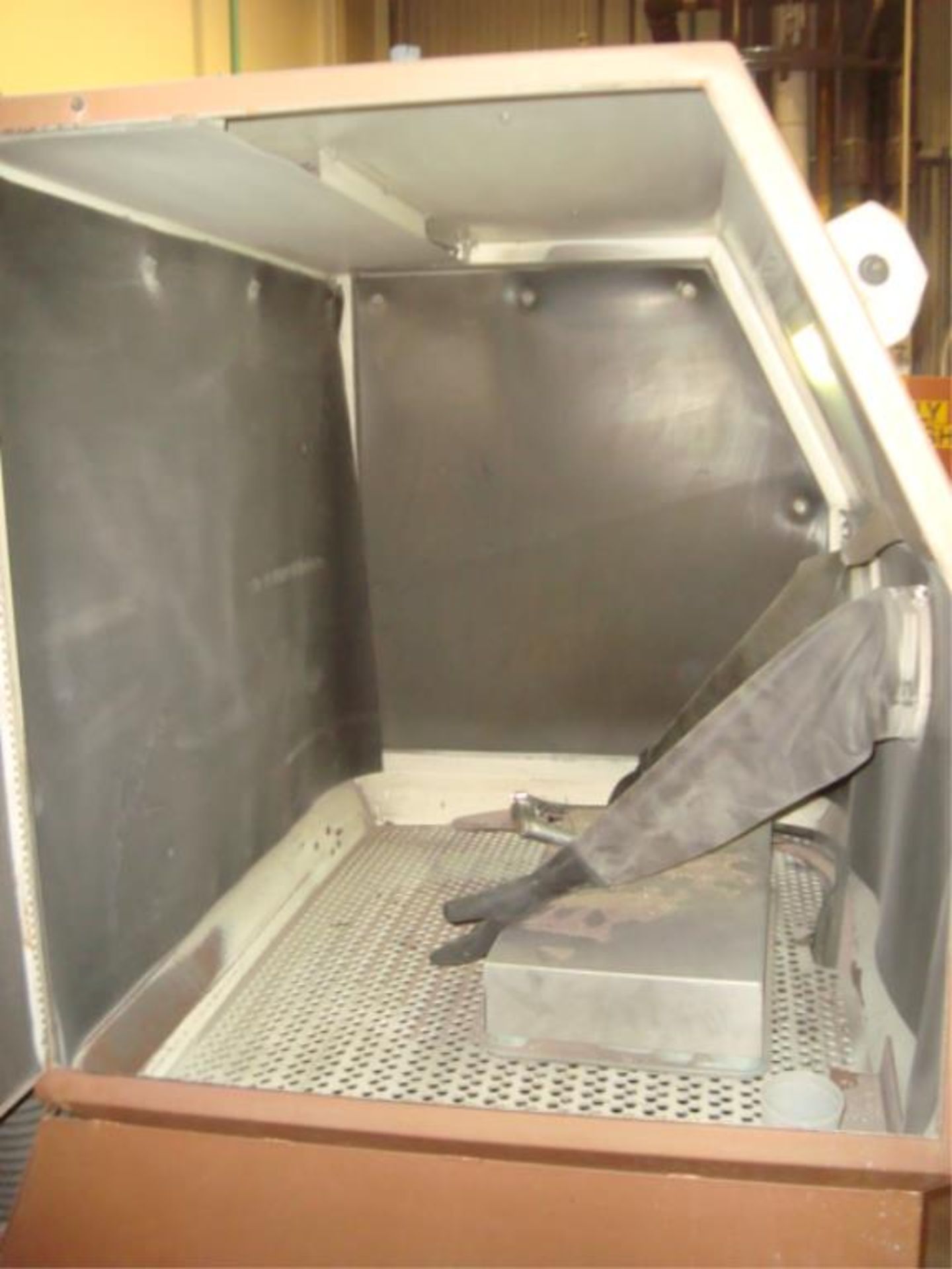 2-Glove Sand Blast Cabinet - Image 4 of 9