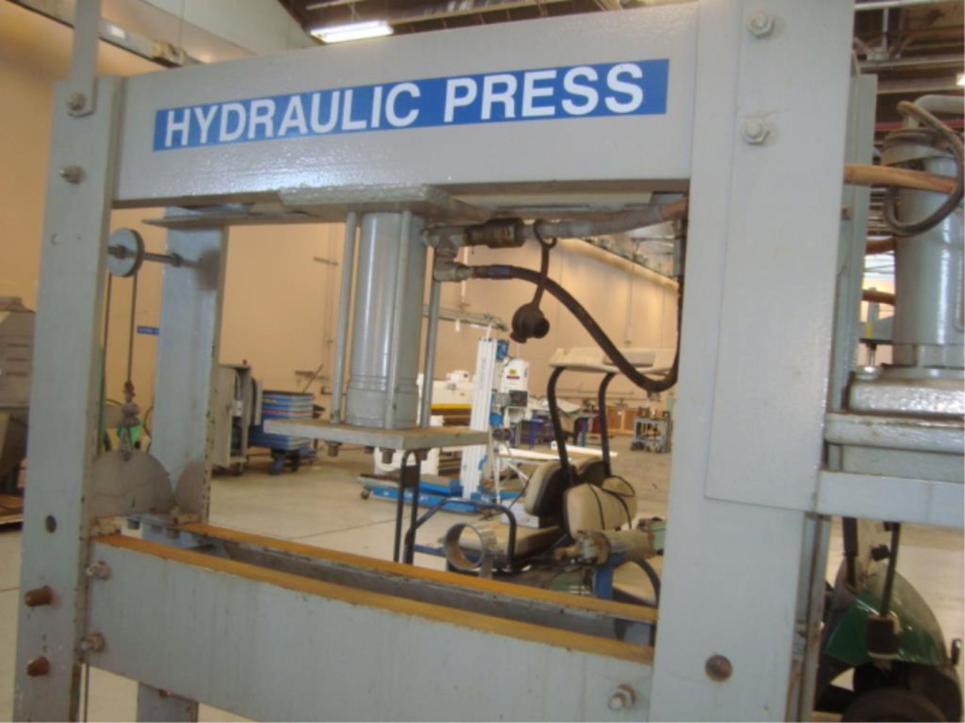 5,000 lb. Capacity Hydraulic H-Frame Press - Image 4 of 5
