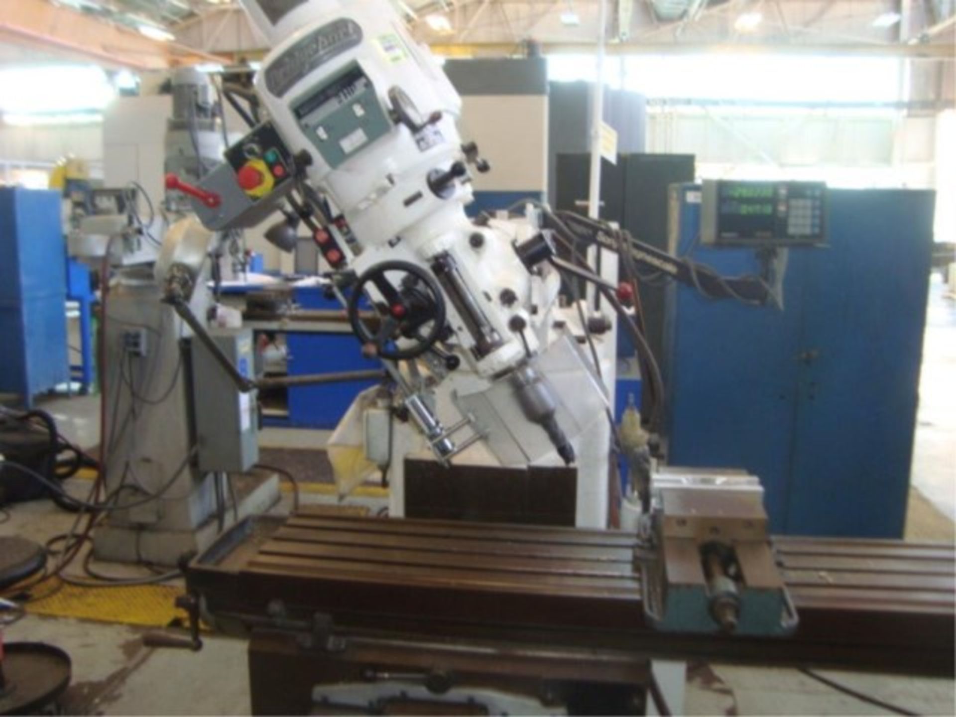 Vertical Milling Machine - Image 3 of 13