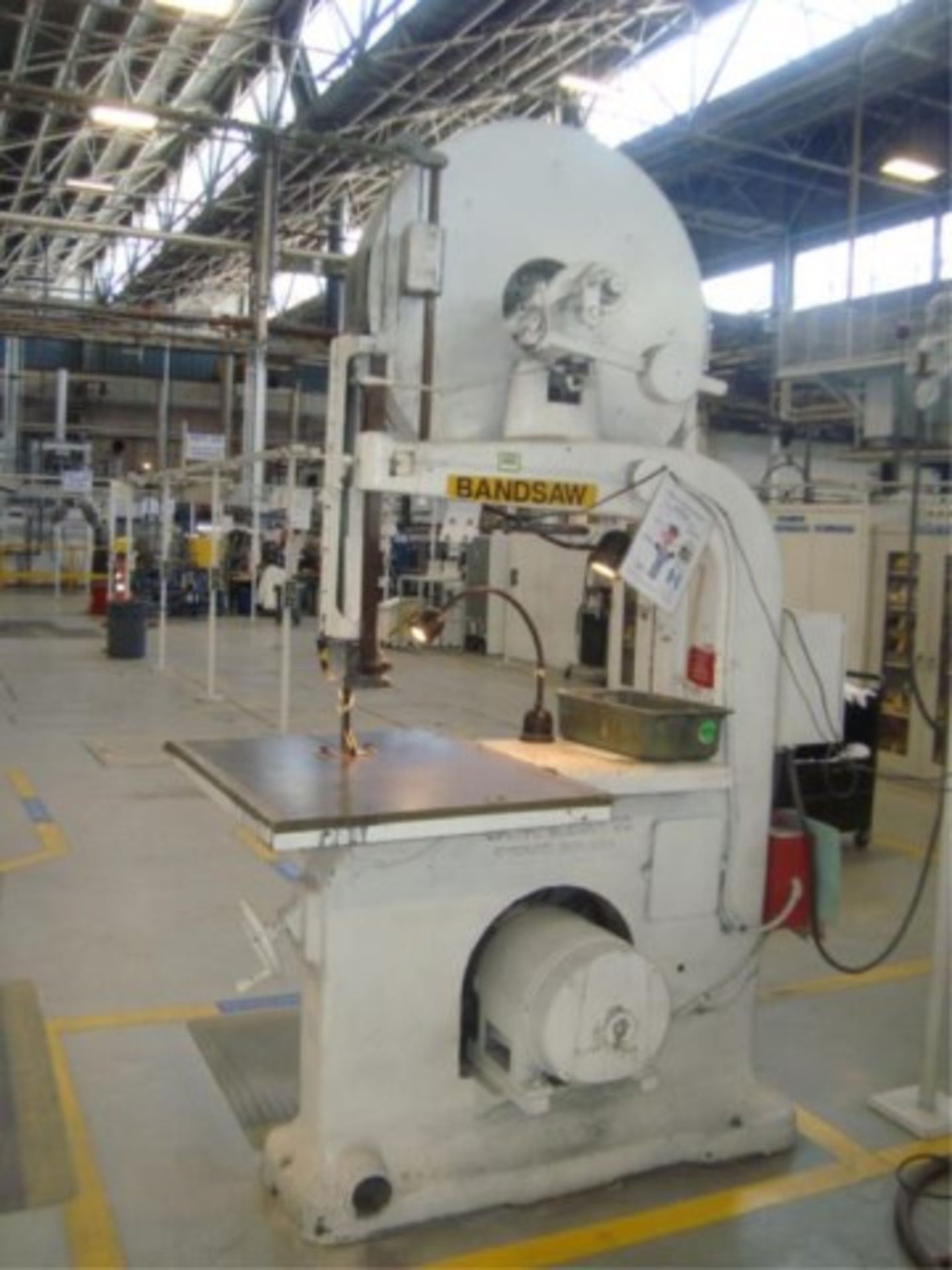 7.5-HP Heavy Duty Vertical Band Saw - Image 3 of 8