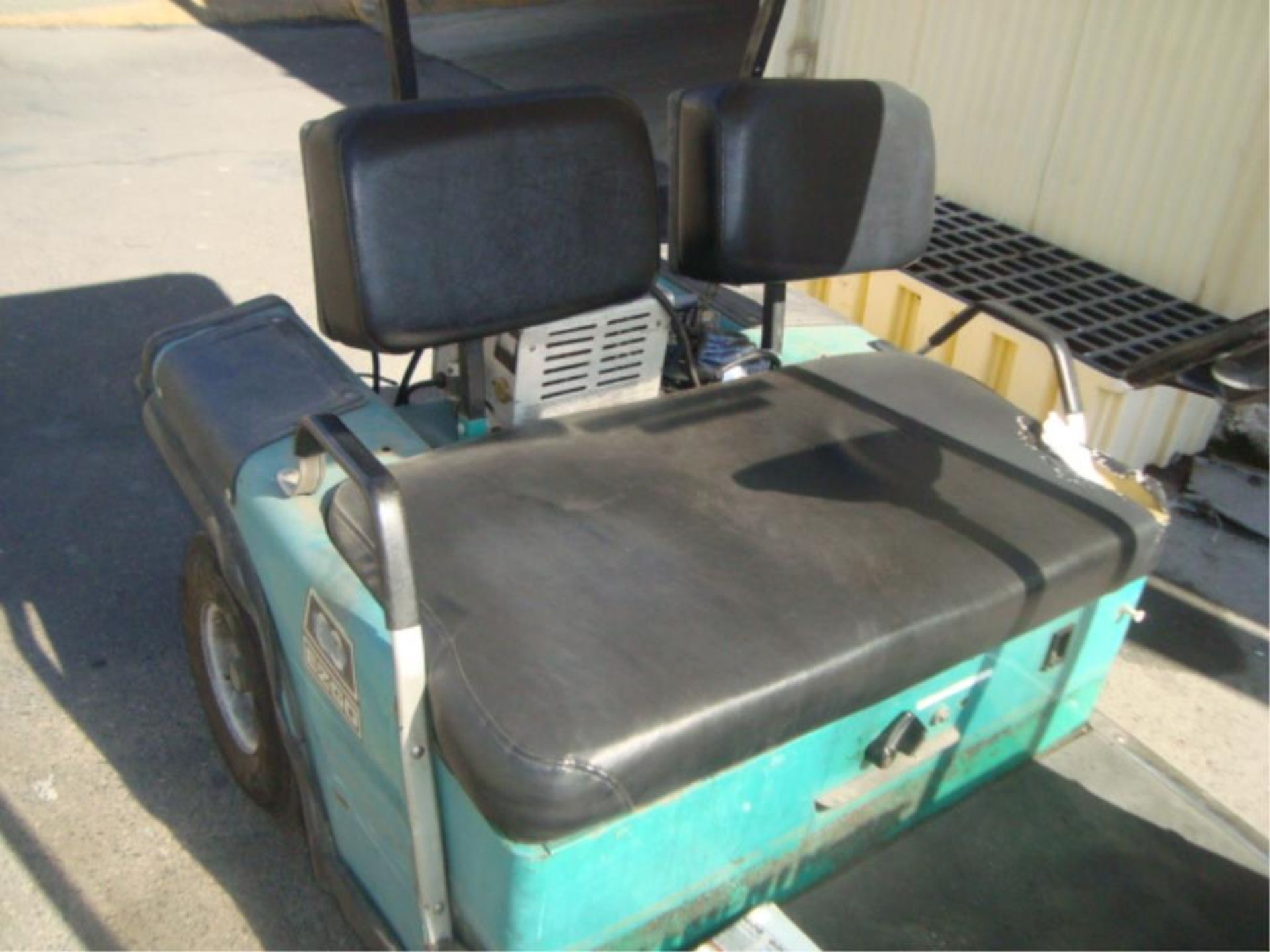 2-Seater Electric Golf Cart - Image 5 of 7