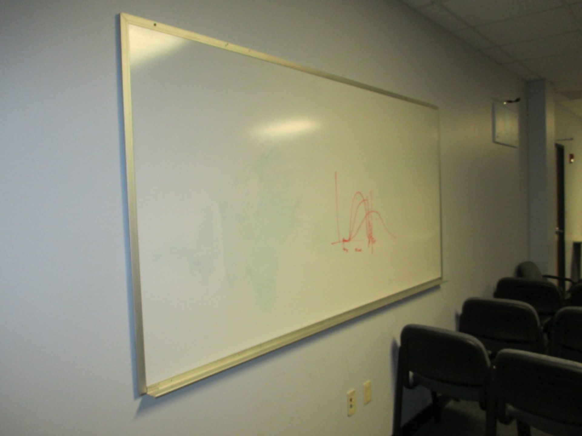 White Boards - Image 3 of 3