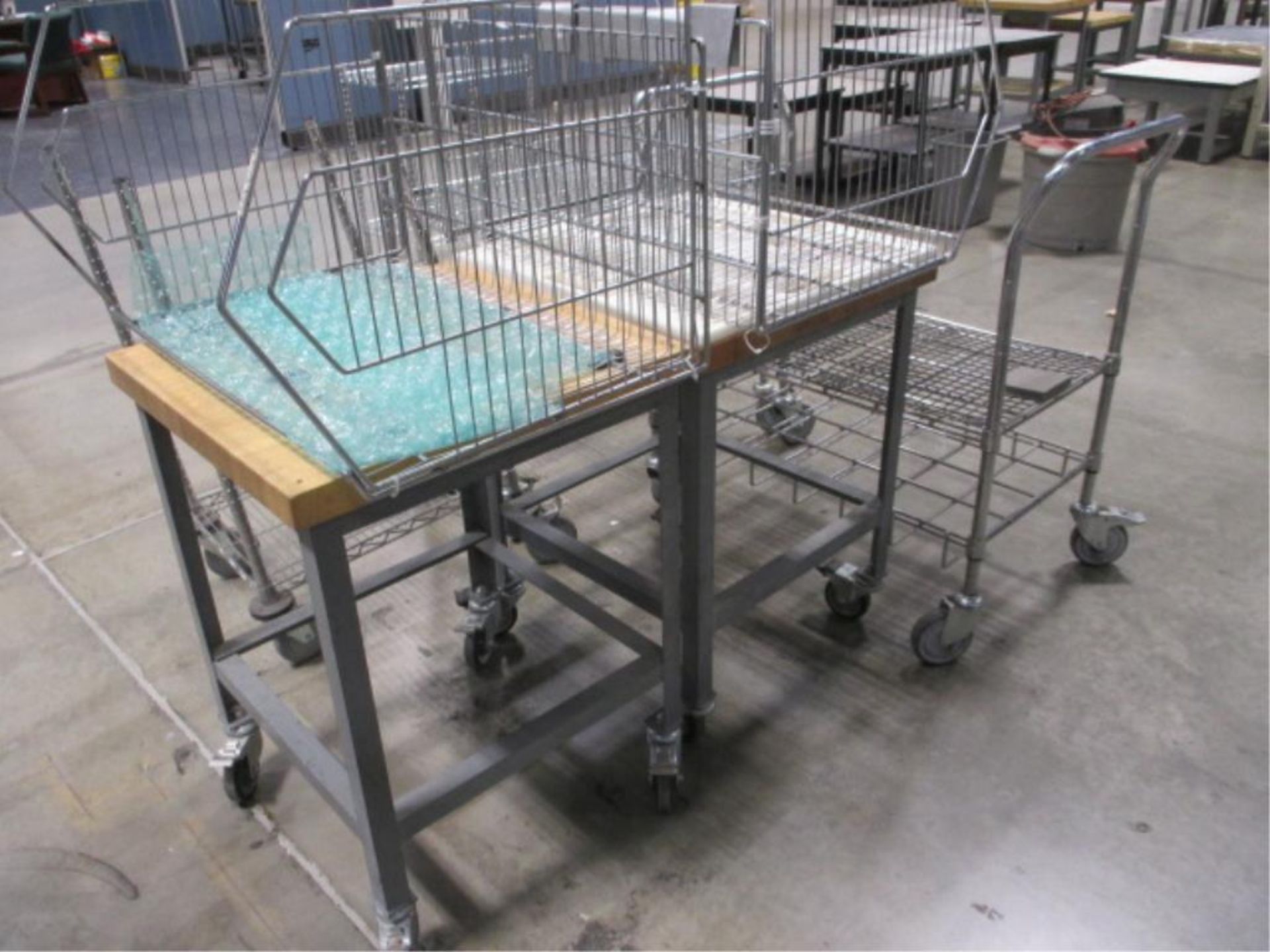 Wire Rack Carts - Image 2 of 2