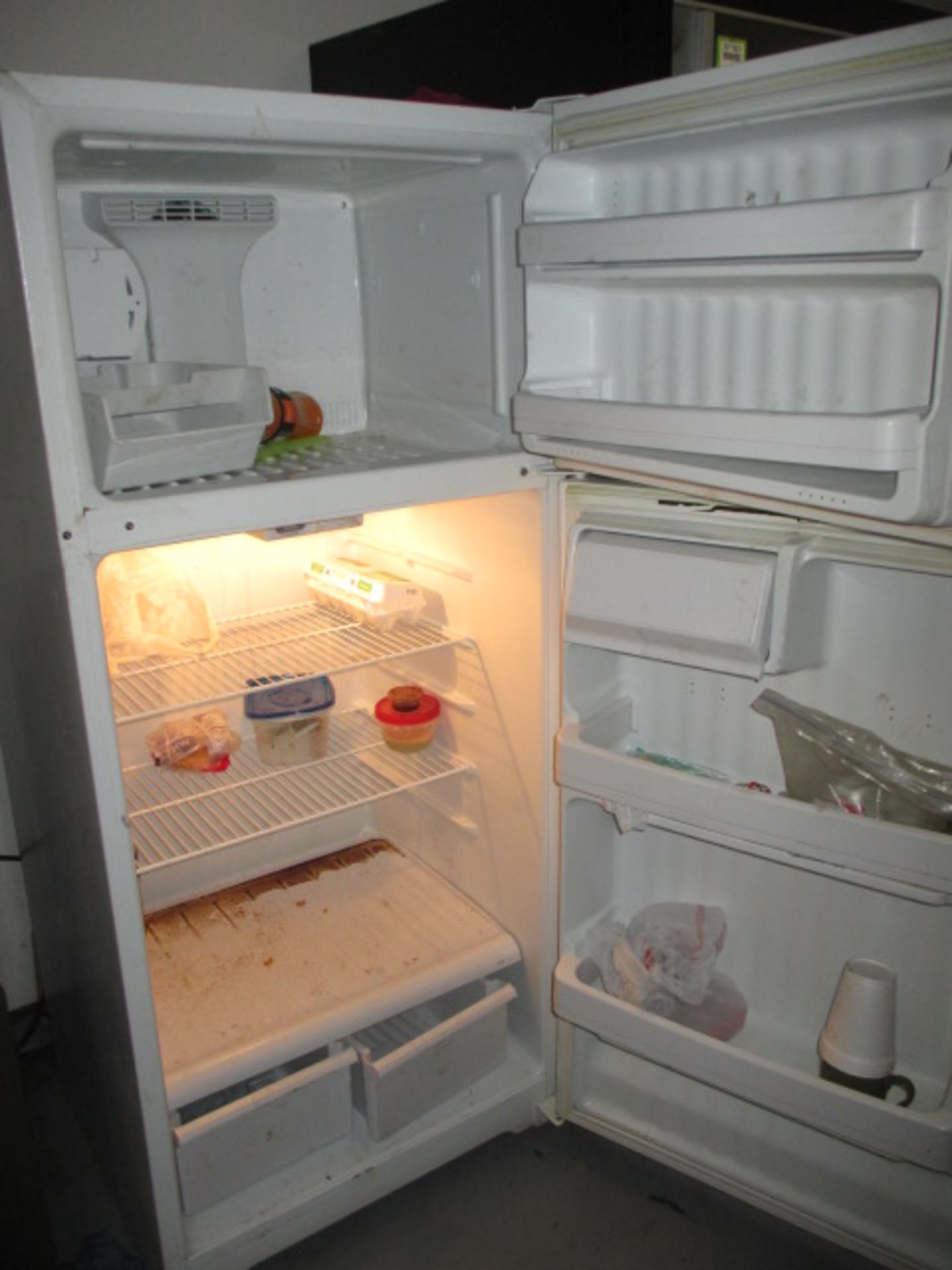 Refrigerator - Image 2 of 2