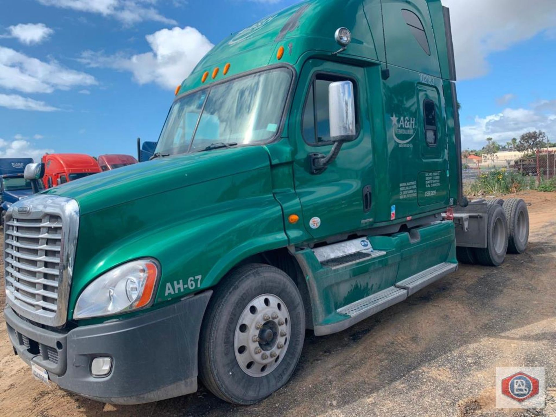 2012 Freightliner, Cascadia, Cummins ISX - Image 3 of 8