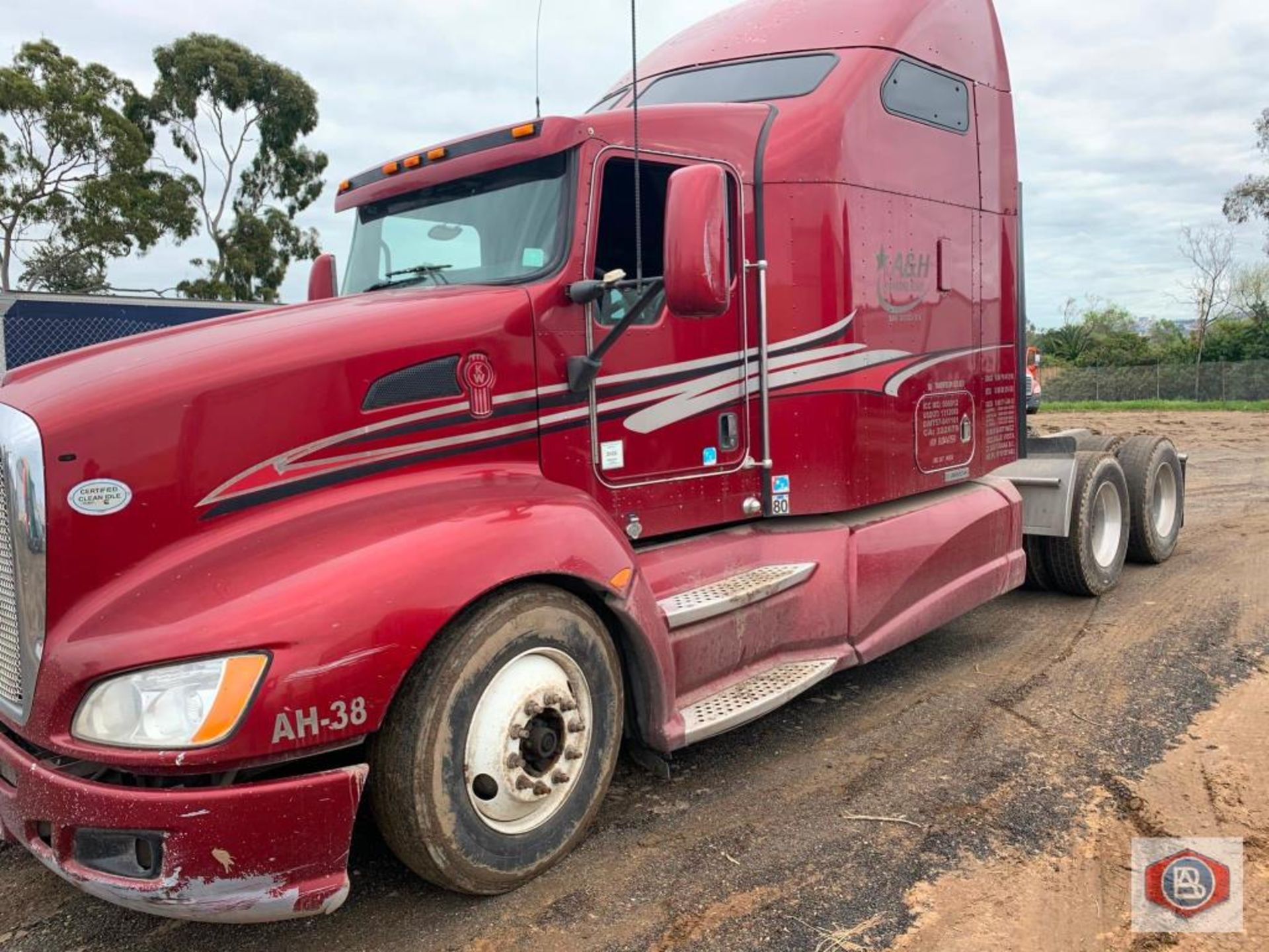 2009 Kenworth T6 Series Cummins ISX - Image 3 of 7