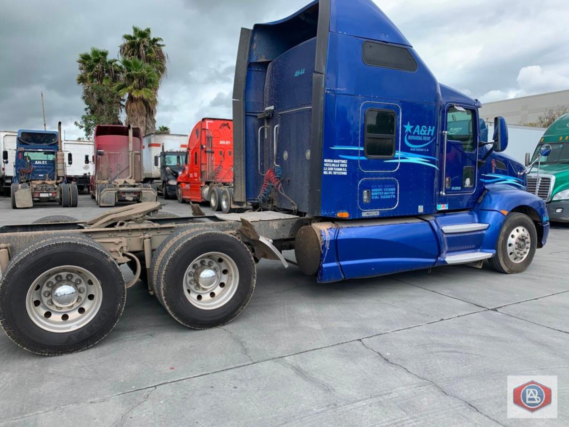 2011 Kenworth T6 Series, Cummins ISX - Image 4 of 9