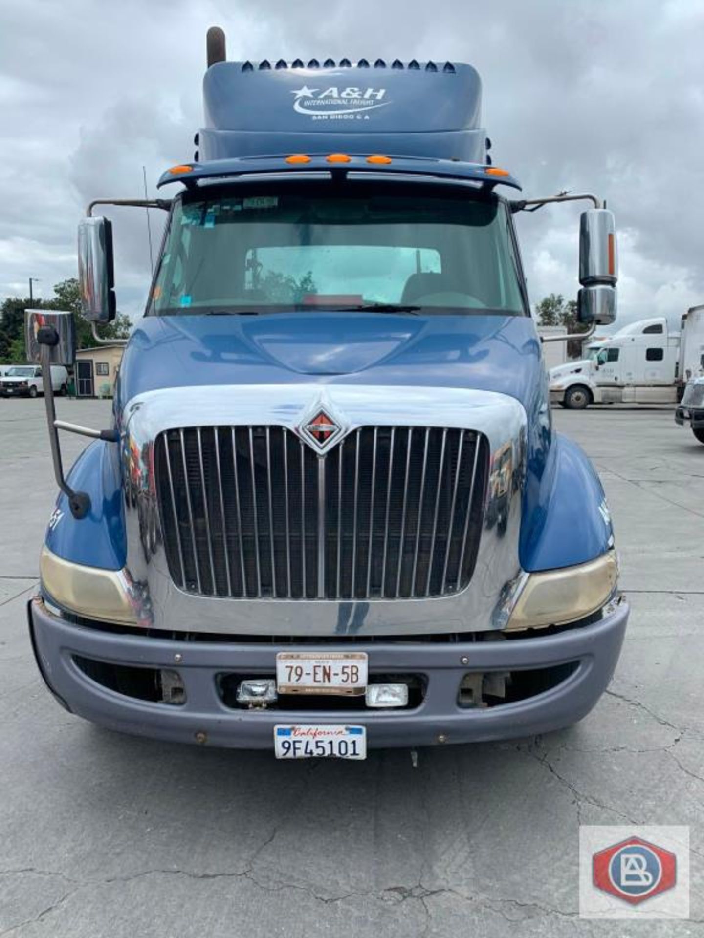 2010 International/Navistar TranStar 8600 - Image 2 of 7