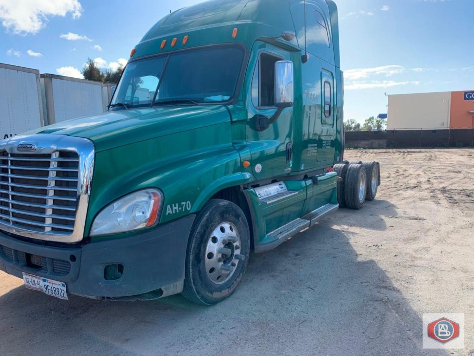 2012 Freightliner Cascadia Cummins ISX