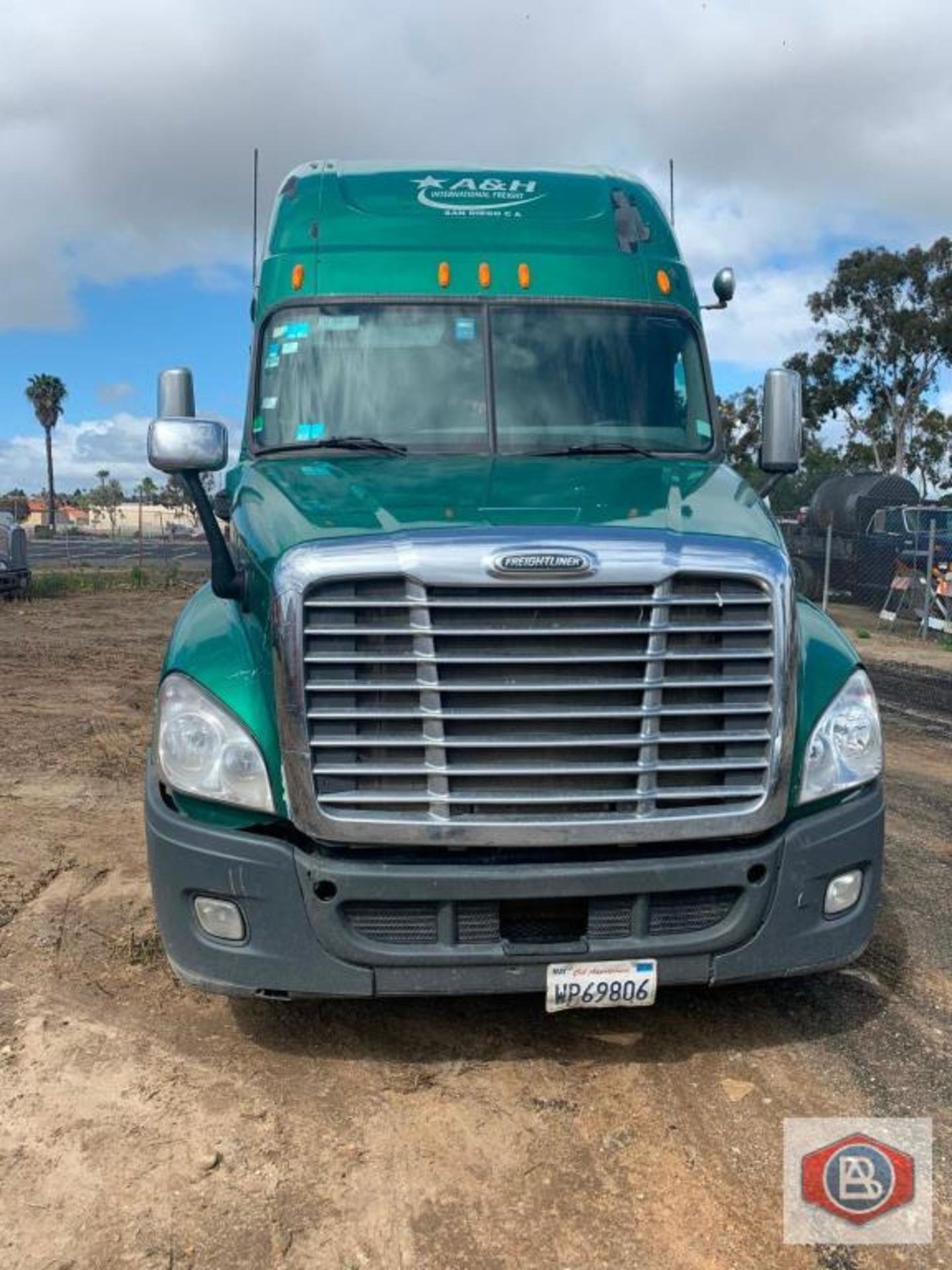 2012 Freightliner, Cascadia, Cummins ISX - Image 2 of 8