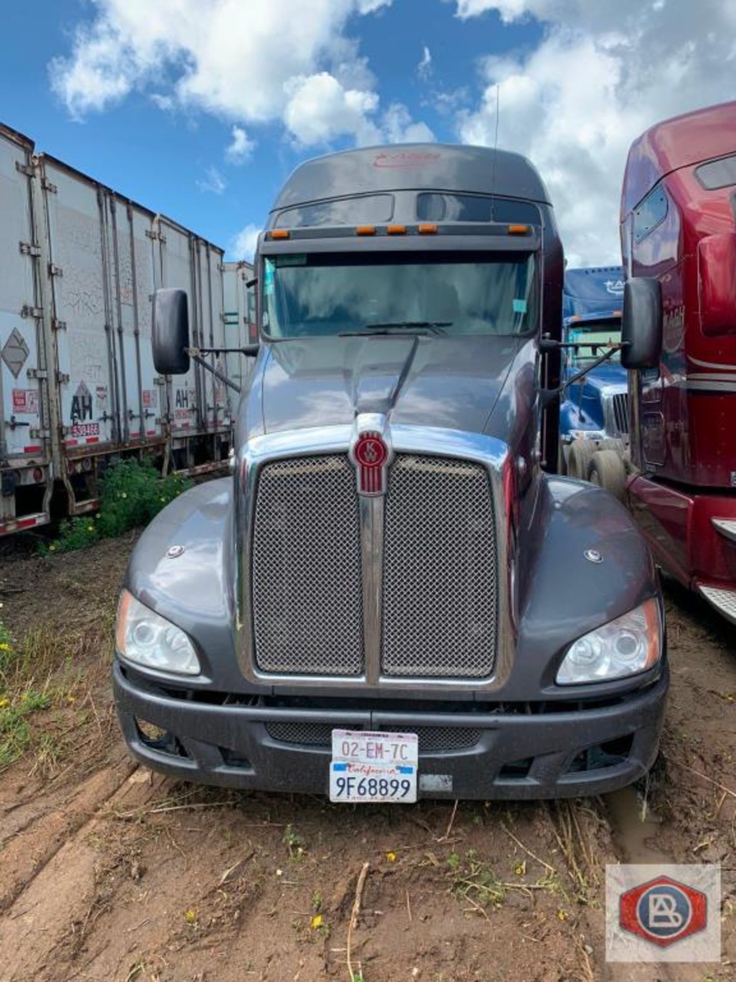 2011 Kenworth T6 Series, Cummins ISX