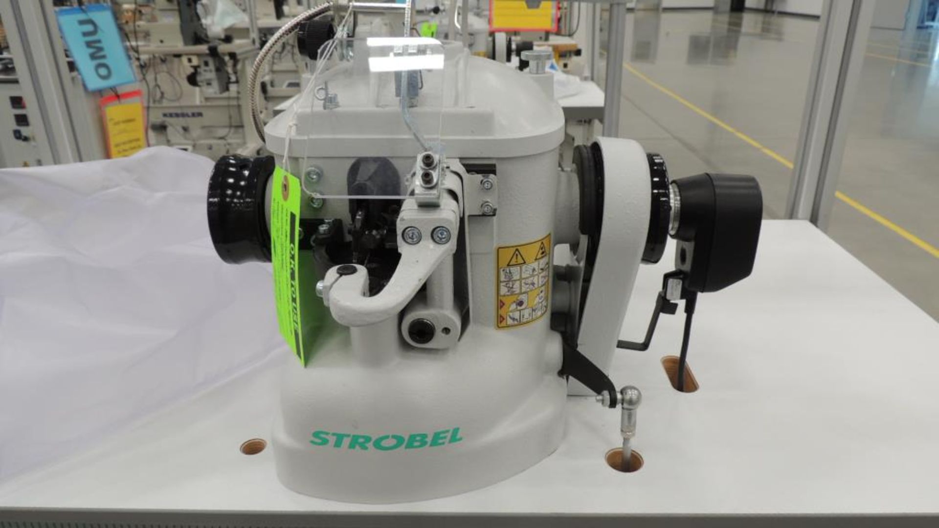 Stitching Machine - Image 2 of 5