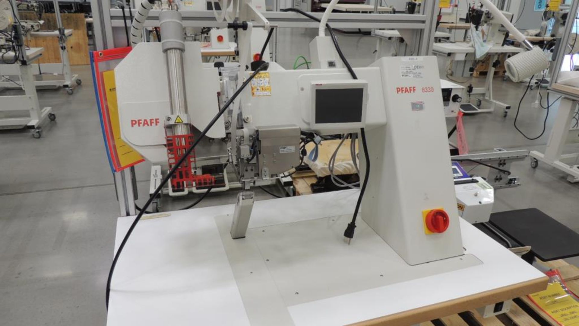 Stitching Machine - Image 2 of 6