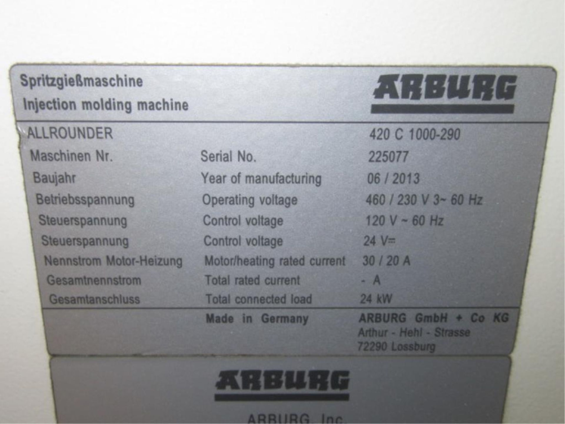 Injection Molder - Image 4 of 16