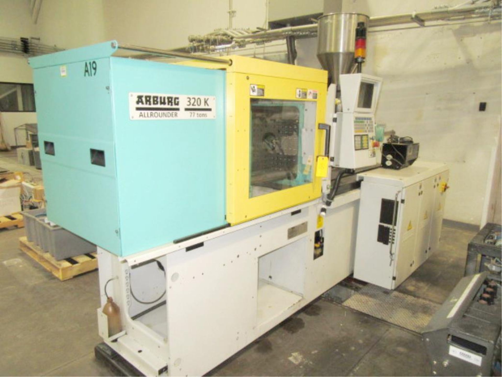 Injection Molder