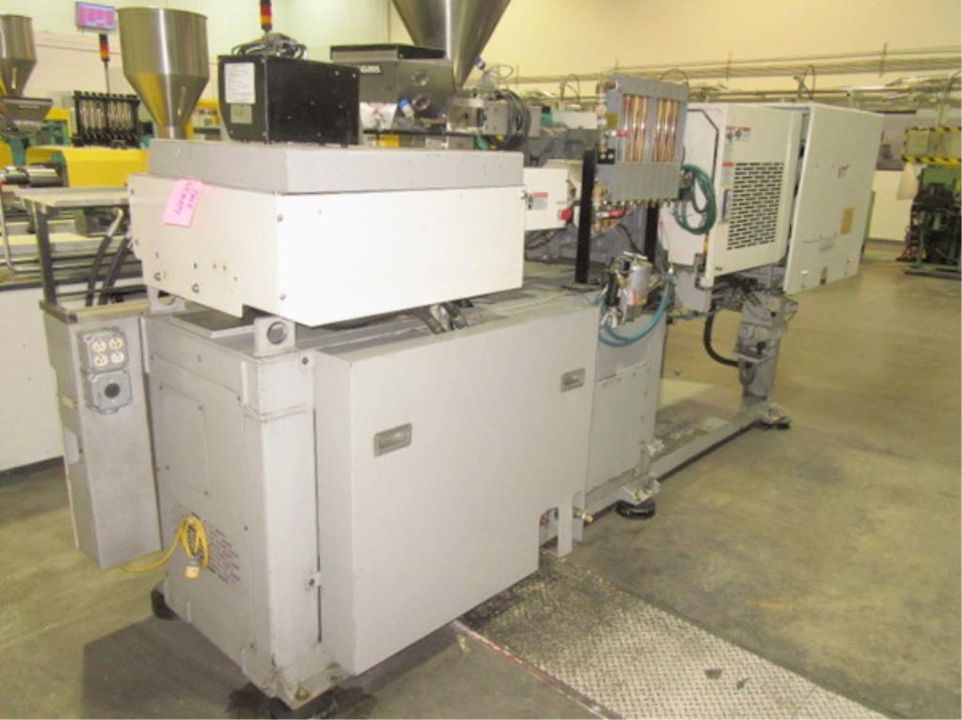 Injection Molder - Image 12 of 14