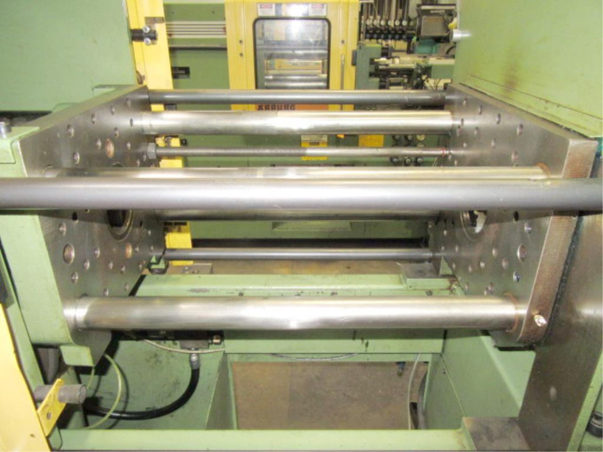 Injection Molder - Image 9 of 20