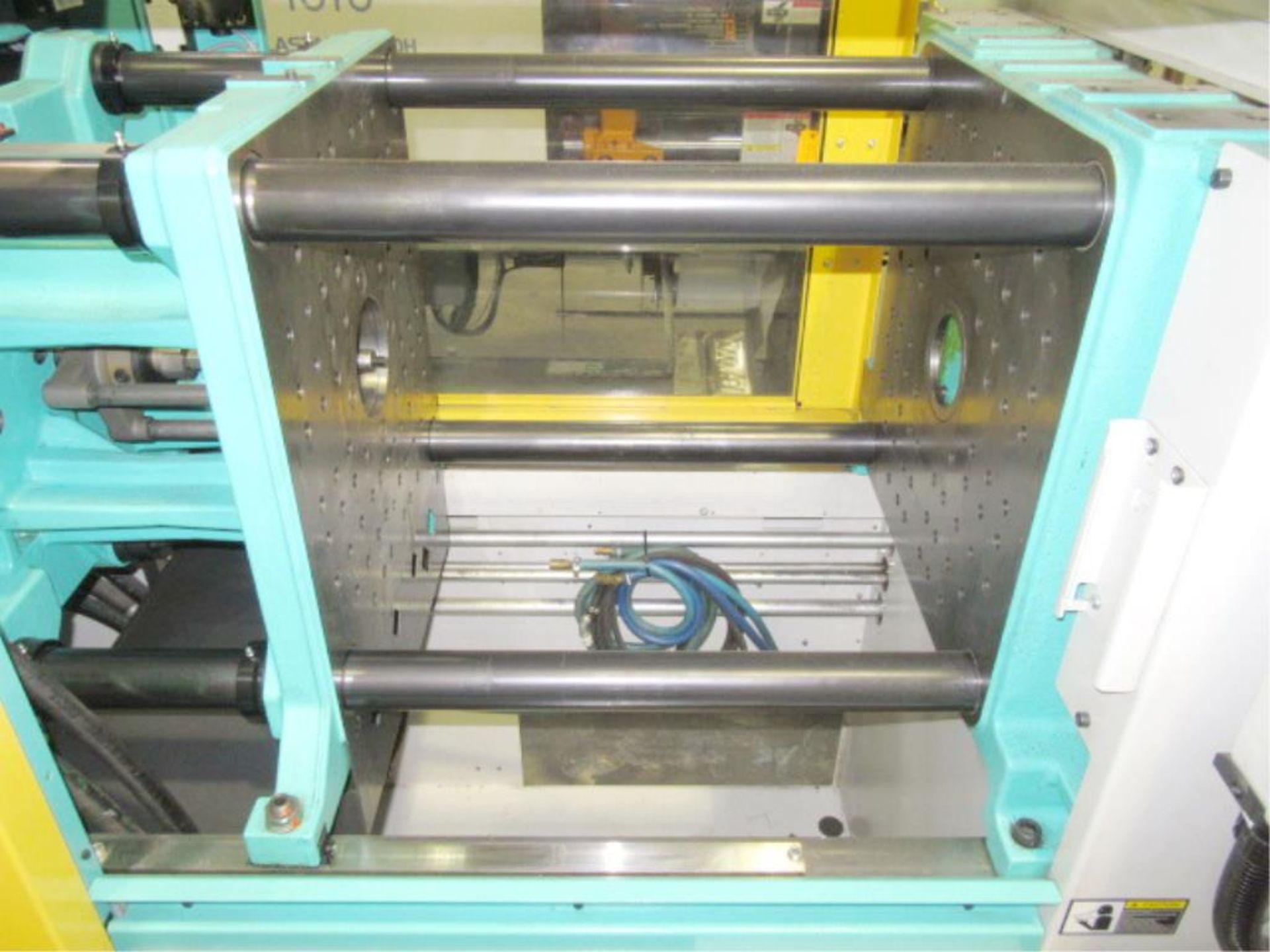 Injection Molder - Image 7 of 16