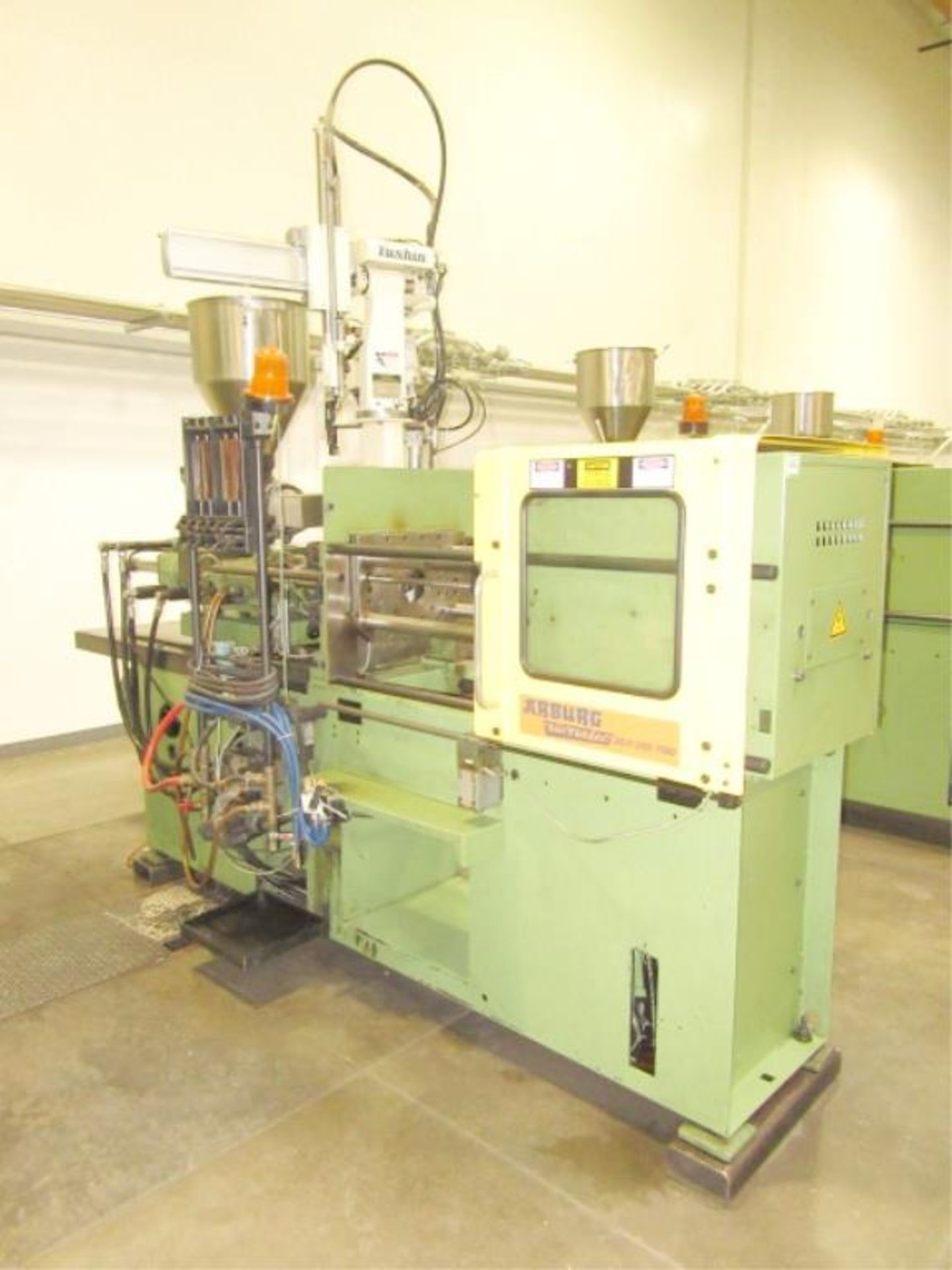 Injection Molder - Image 19 of 20