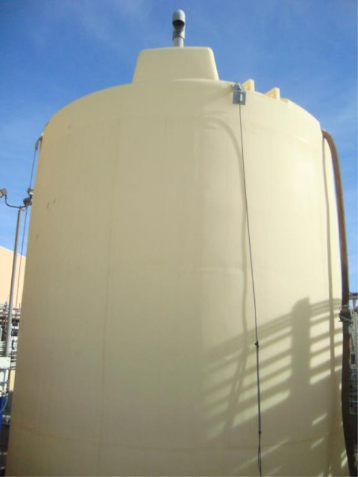 5,000 Gallon Capacity RO Water Tank - Image 4 of 15