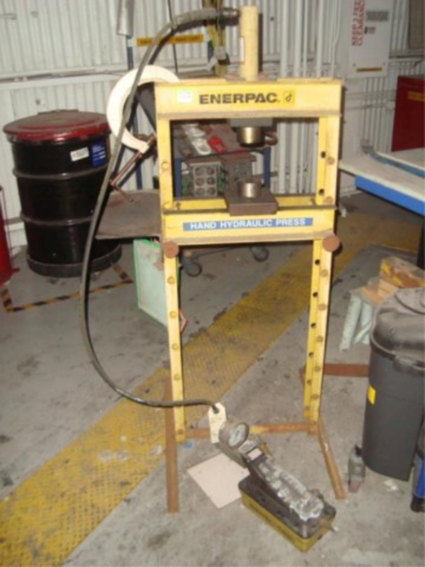 10-Ton Capacity Hydraulic Press - Image 6 of 6