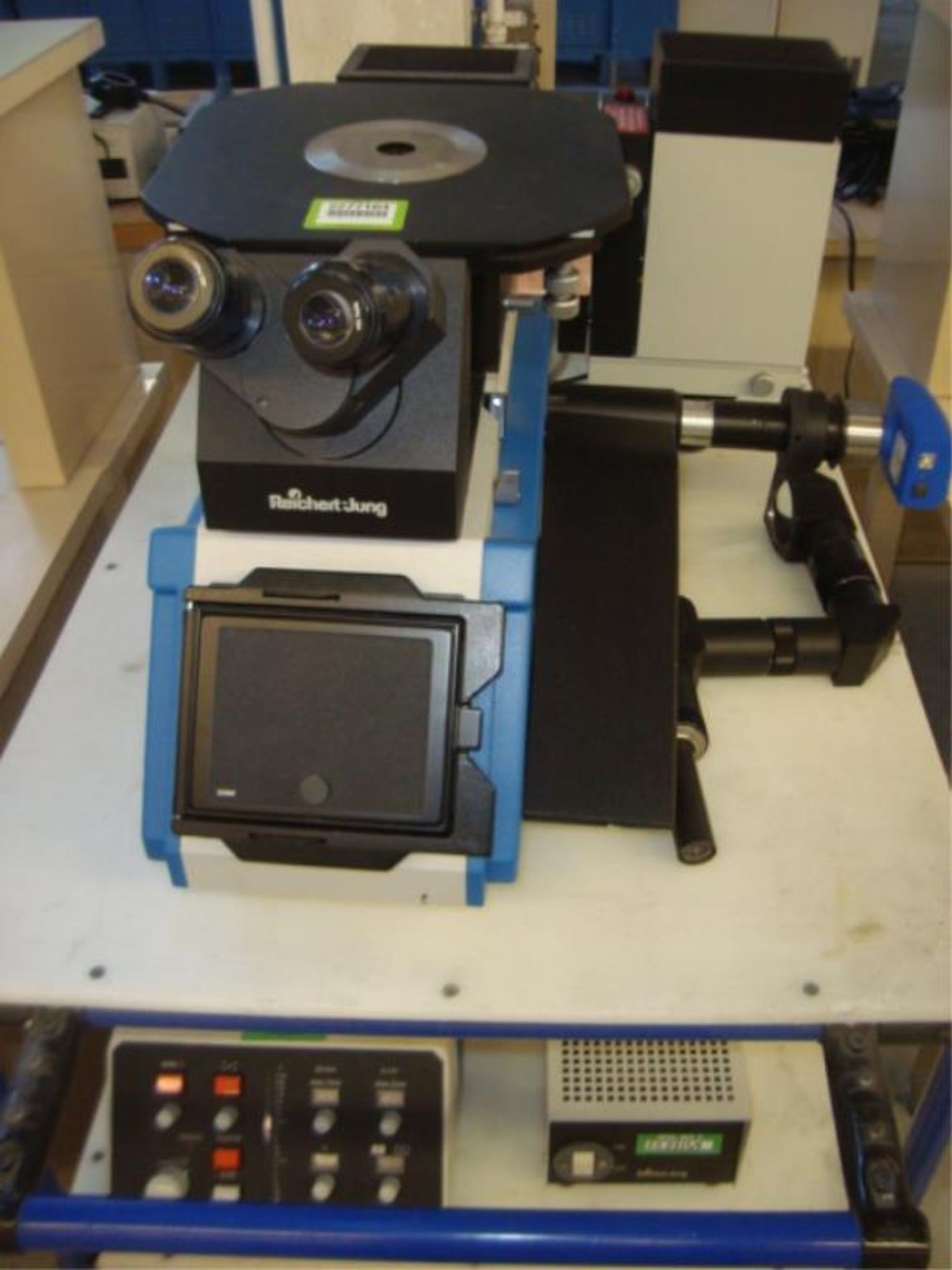 Inverted Metallurgical Microscope - Image 3 of 22