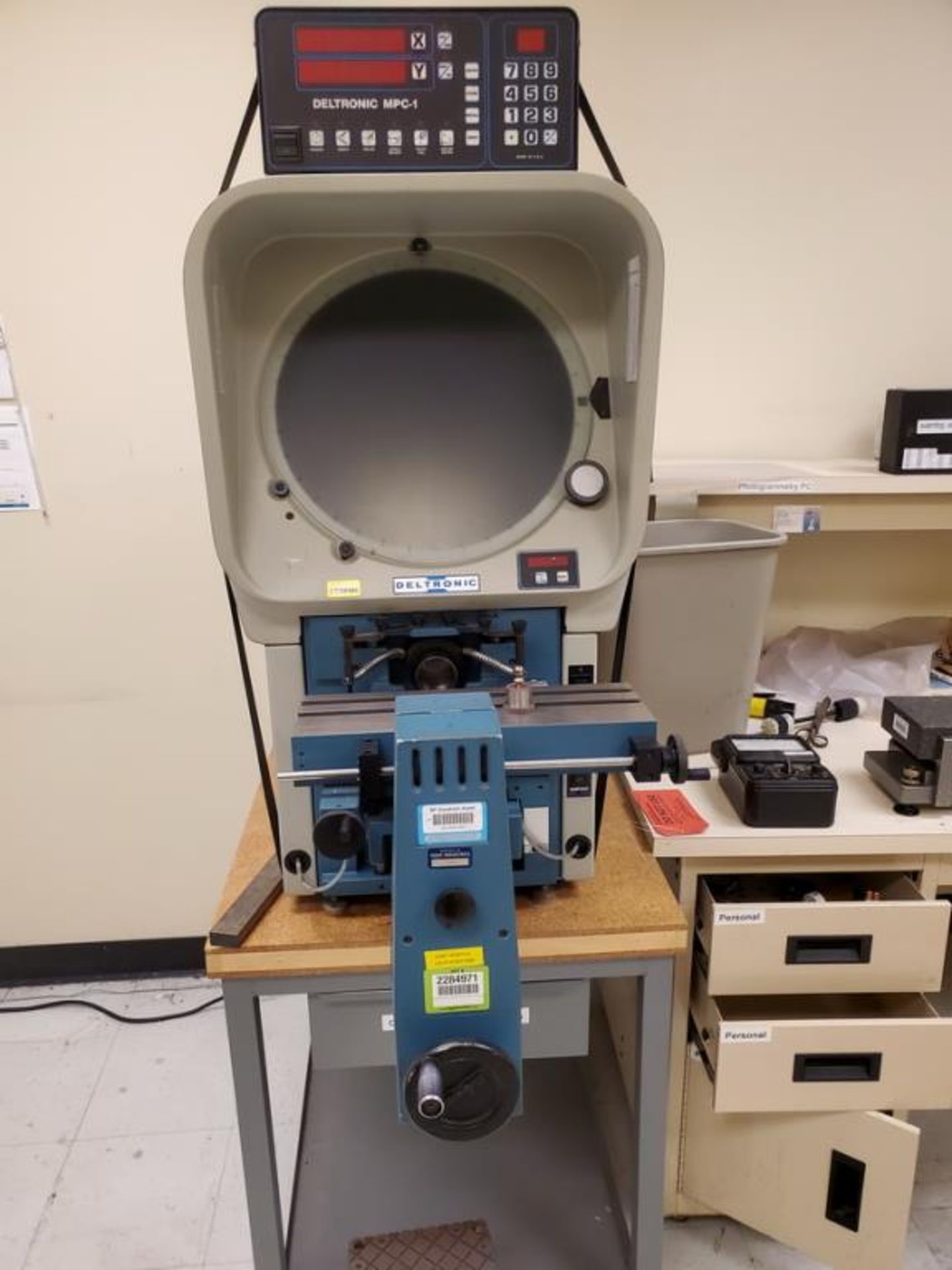 Optical Comparator - Image 2 of 9