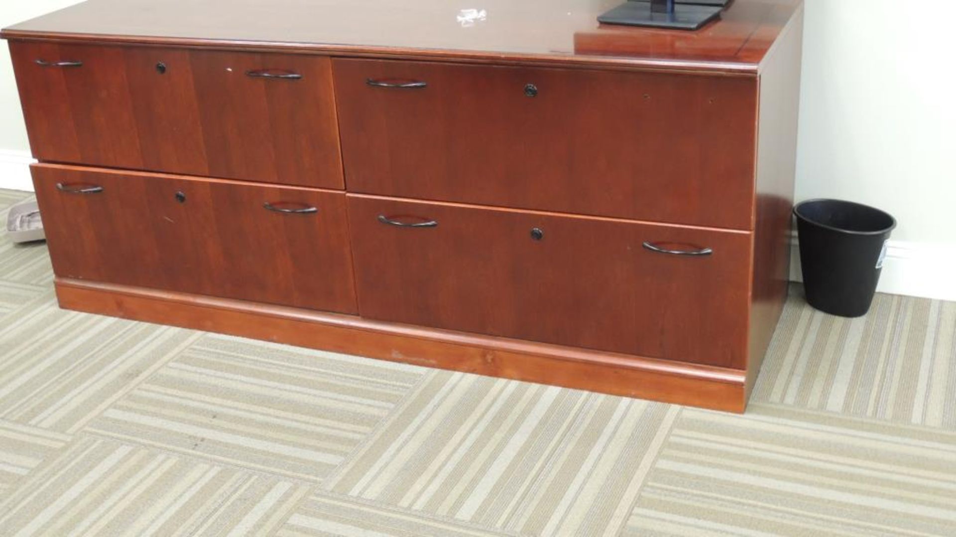 Office Furniture - Image 17 of 18