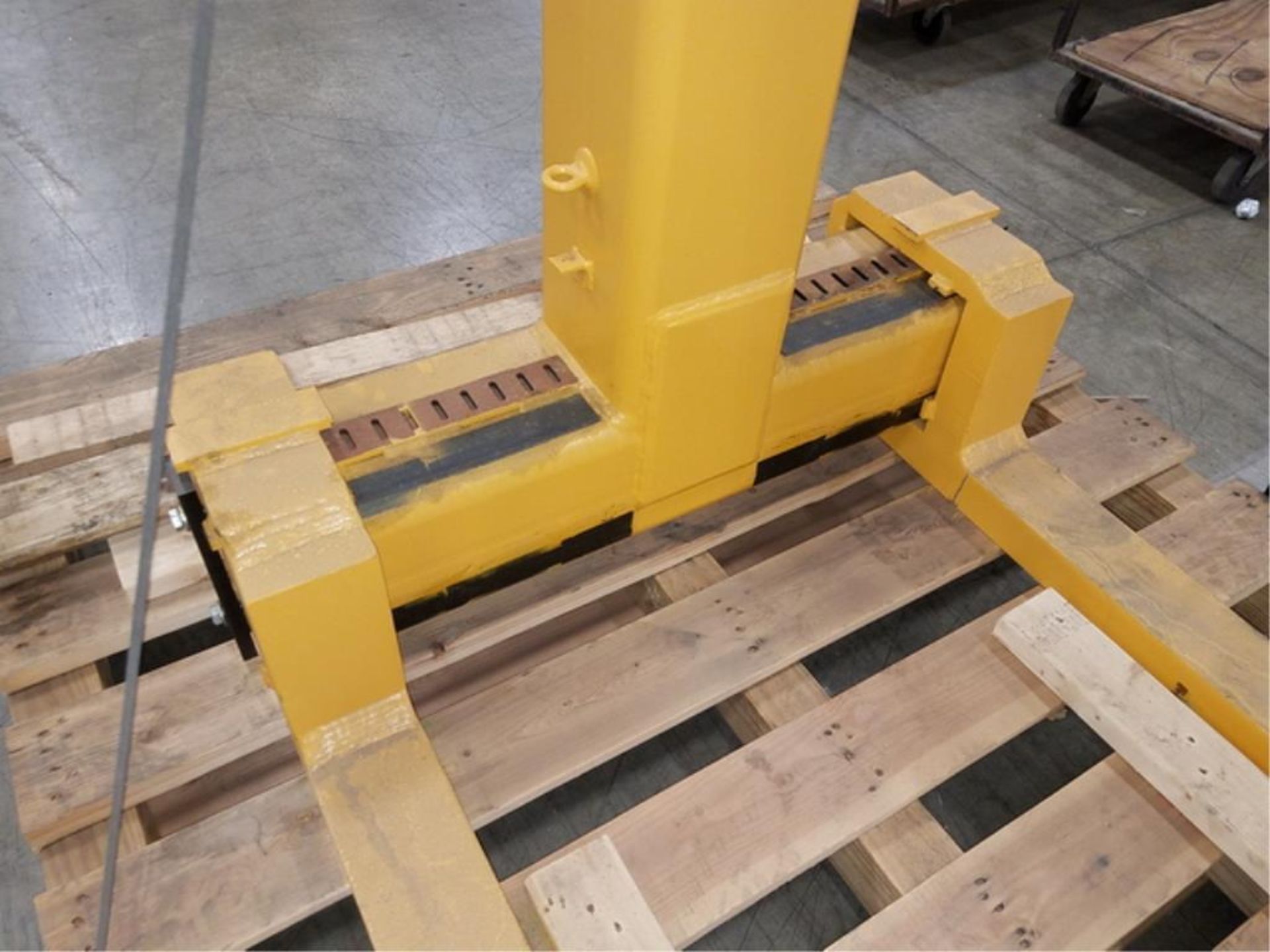 Pallet Lifter - Image 3 of 4