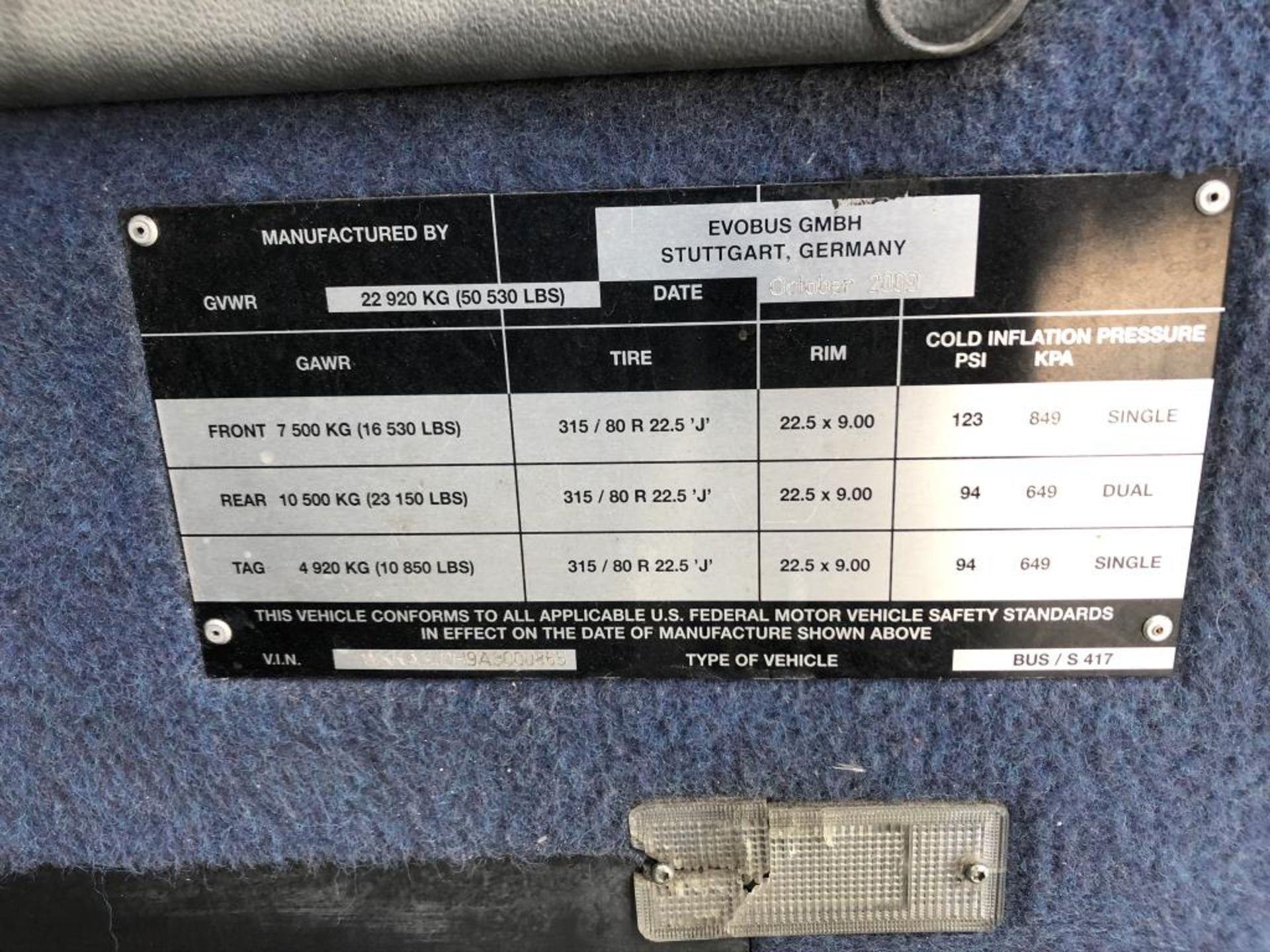 Motor Coach - Image 5 of 17