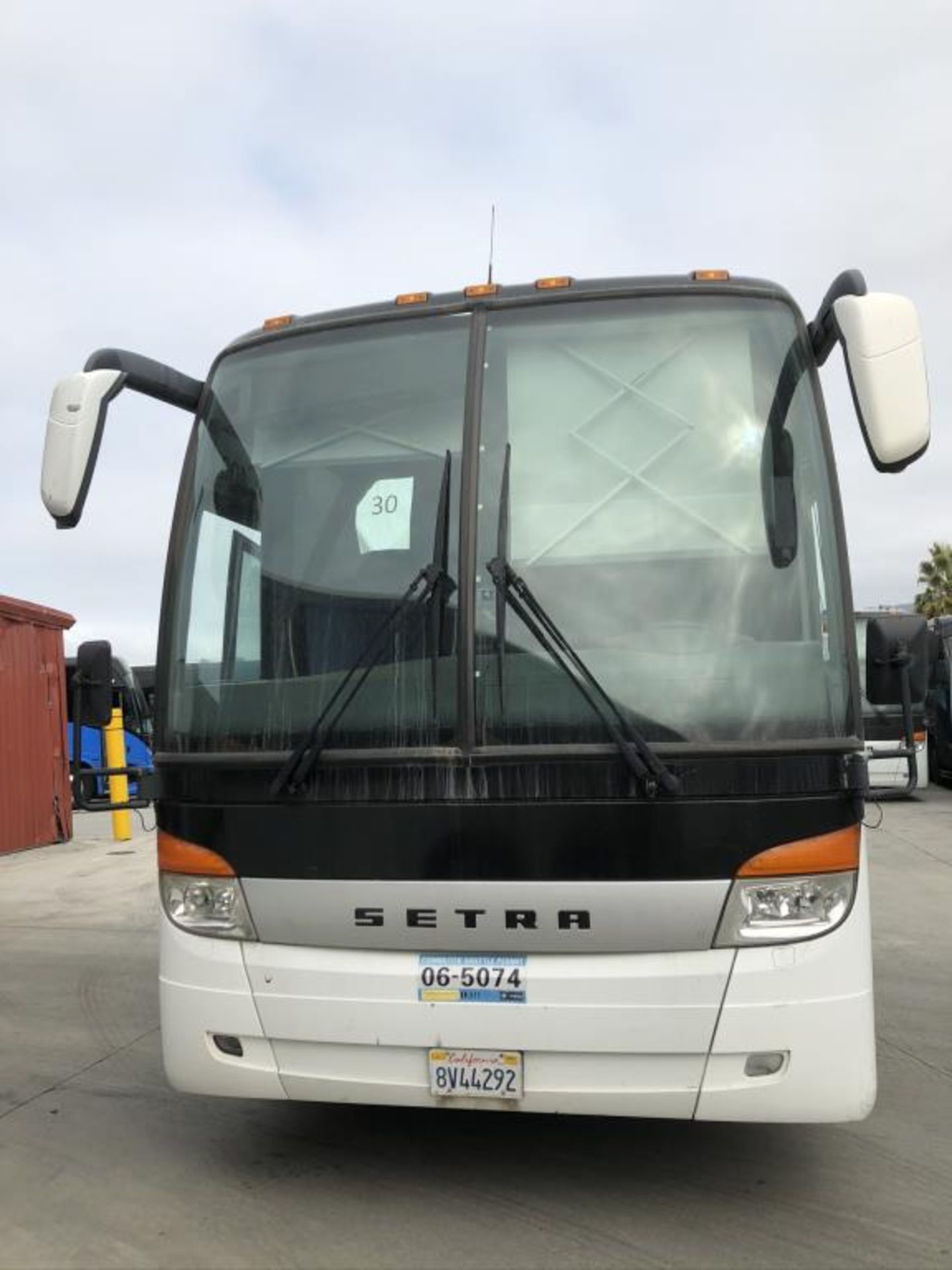 Motor Coach - Image 2 of 18