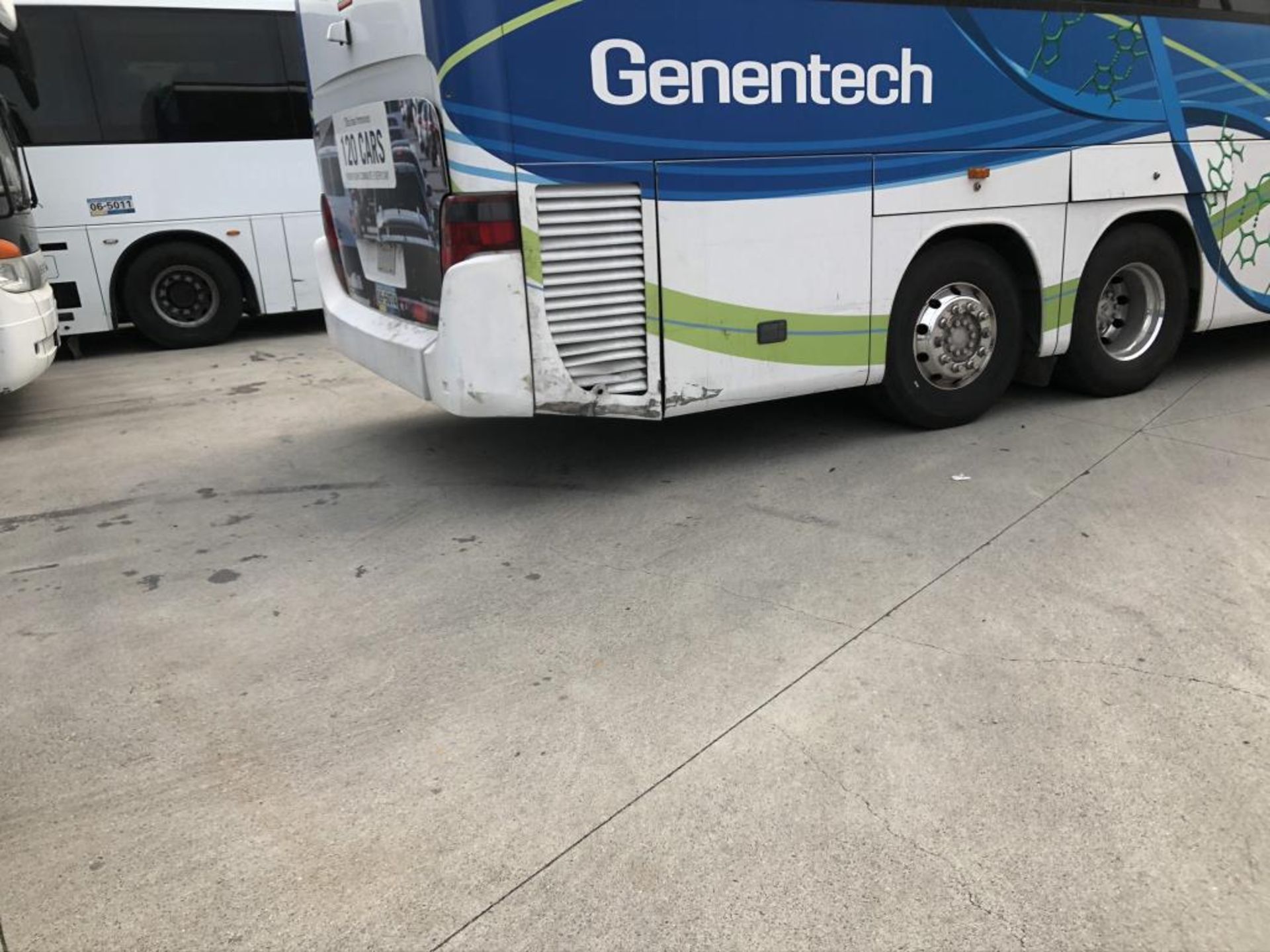 Motor Coach - Image 17 of 18